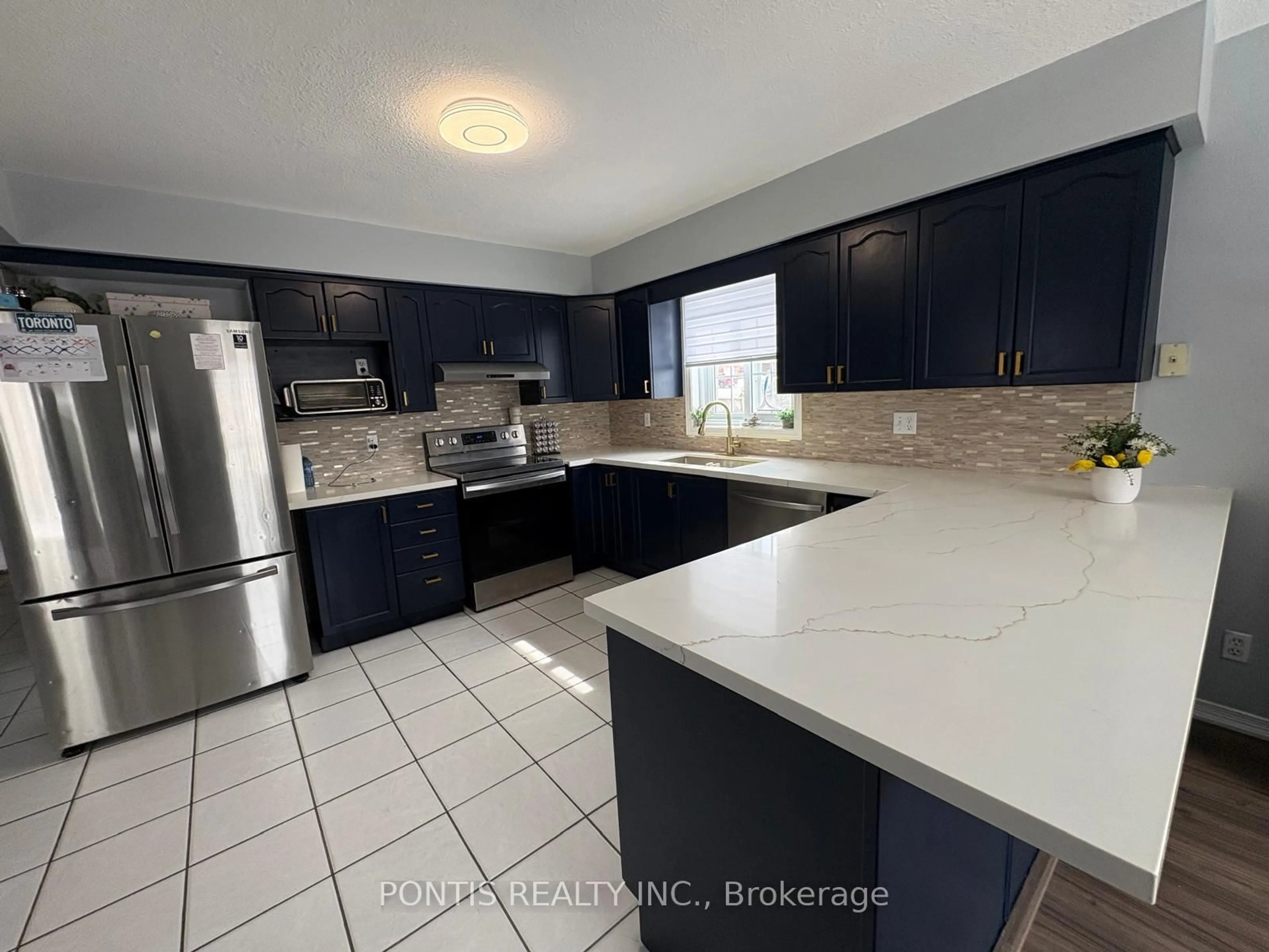 Unknown for 40 Alderson Dr, Cambridge Ontario N3C 4C5