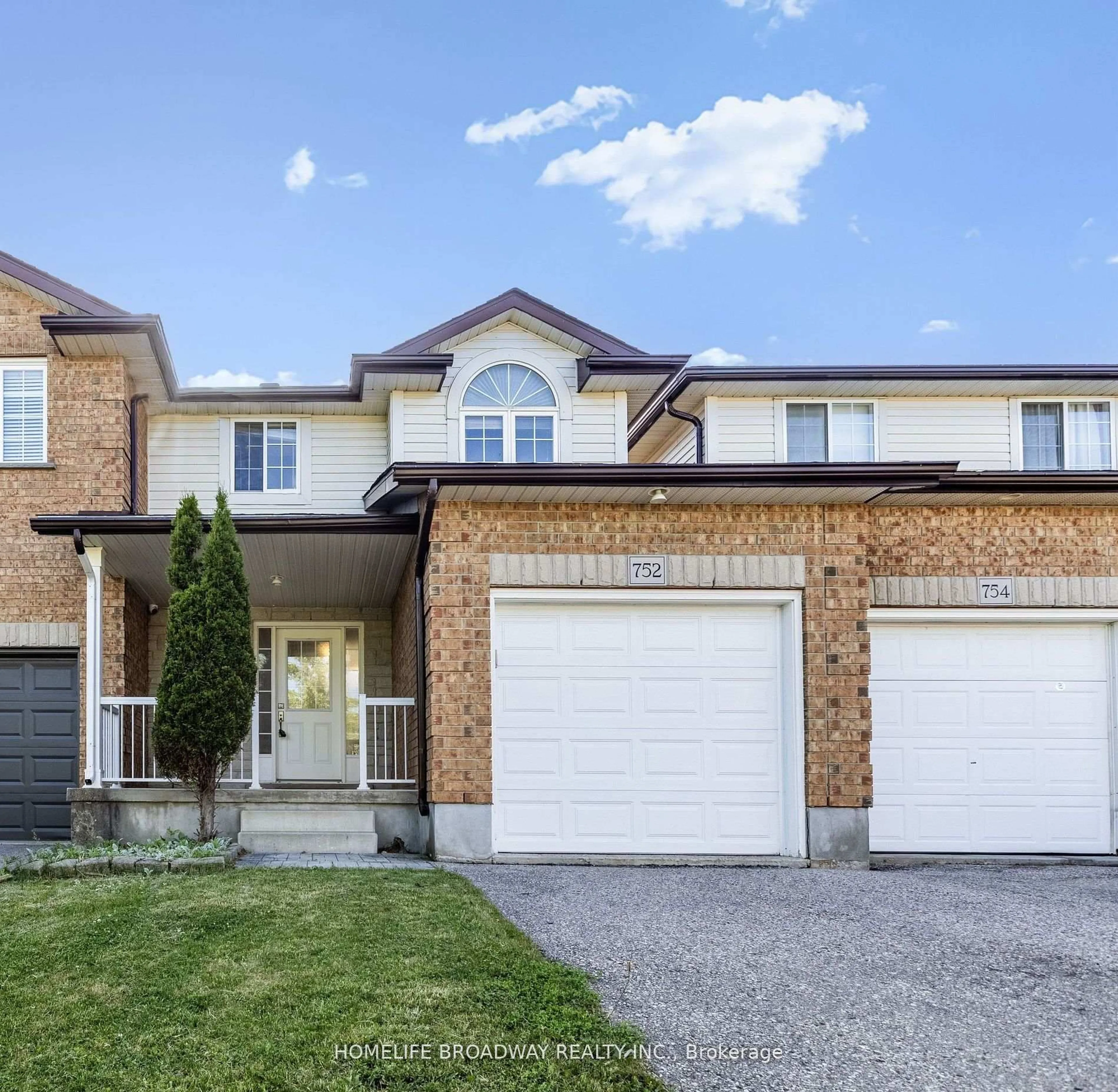 Home with brick exterior material, street for 752 Paris Blvd, Waterloo Ontario N2T 2Y1