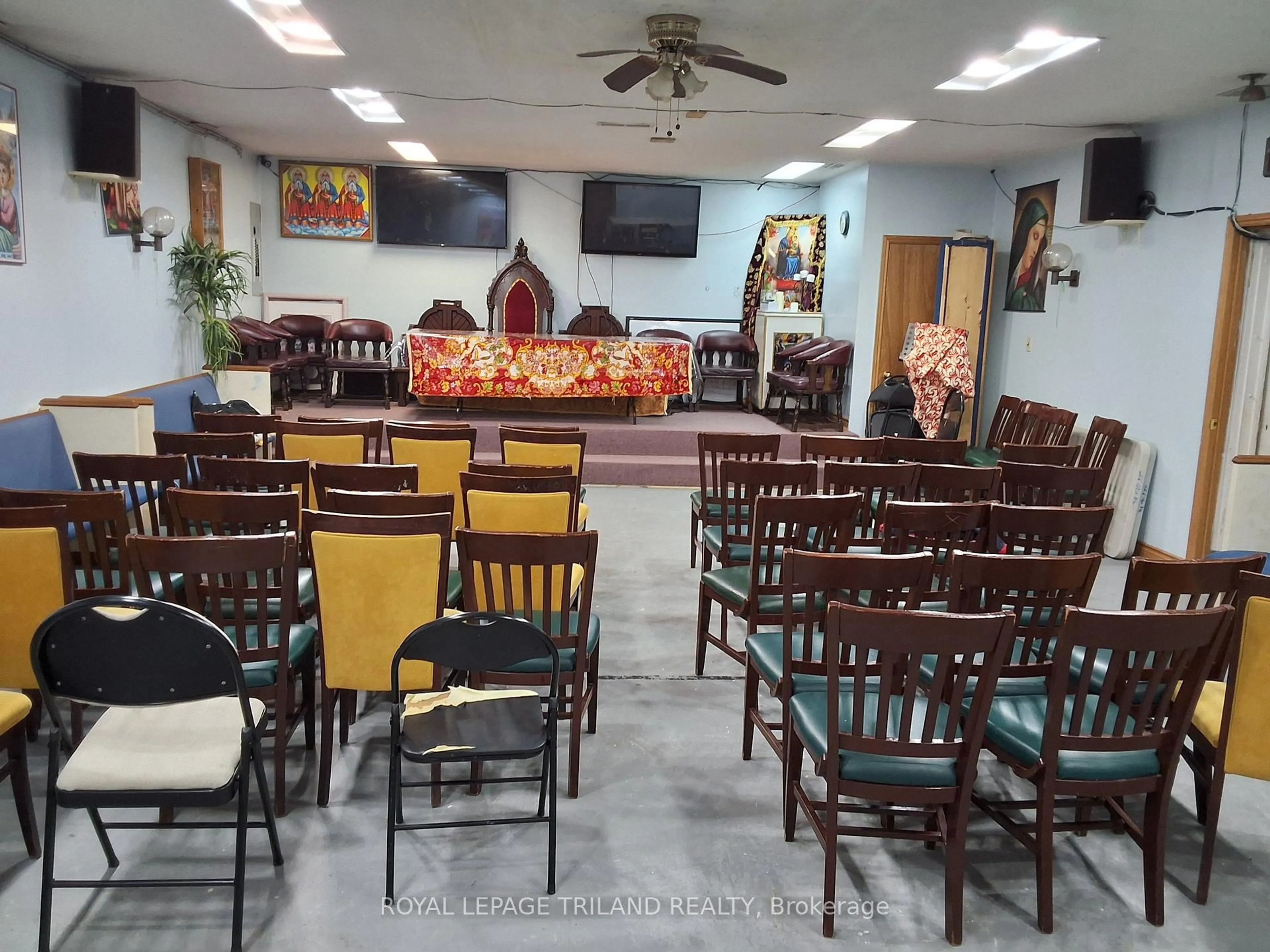 Unknown for 47 Boullee St, London East Ontario N5Y 1T5