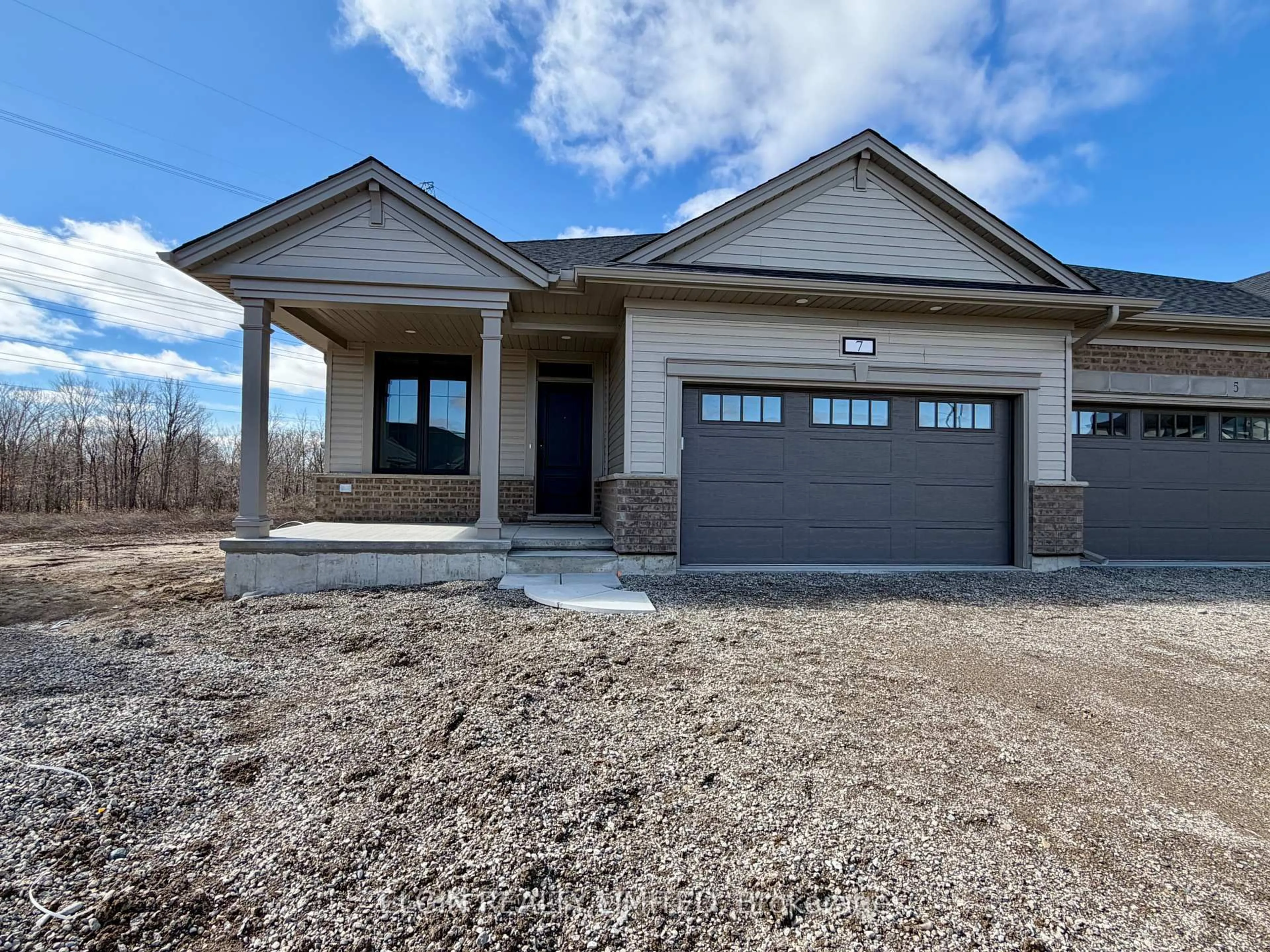 Home with brick exterior material, street for 7 Horizon Crt, Central Elgin Ontario N5P 0E5