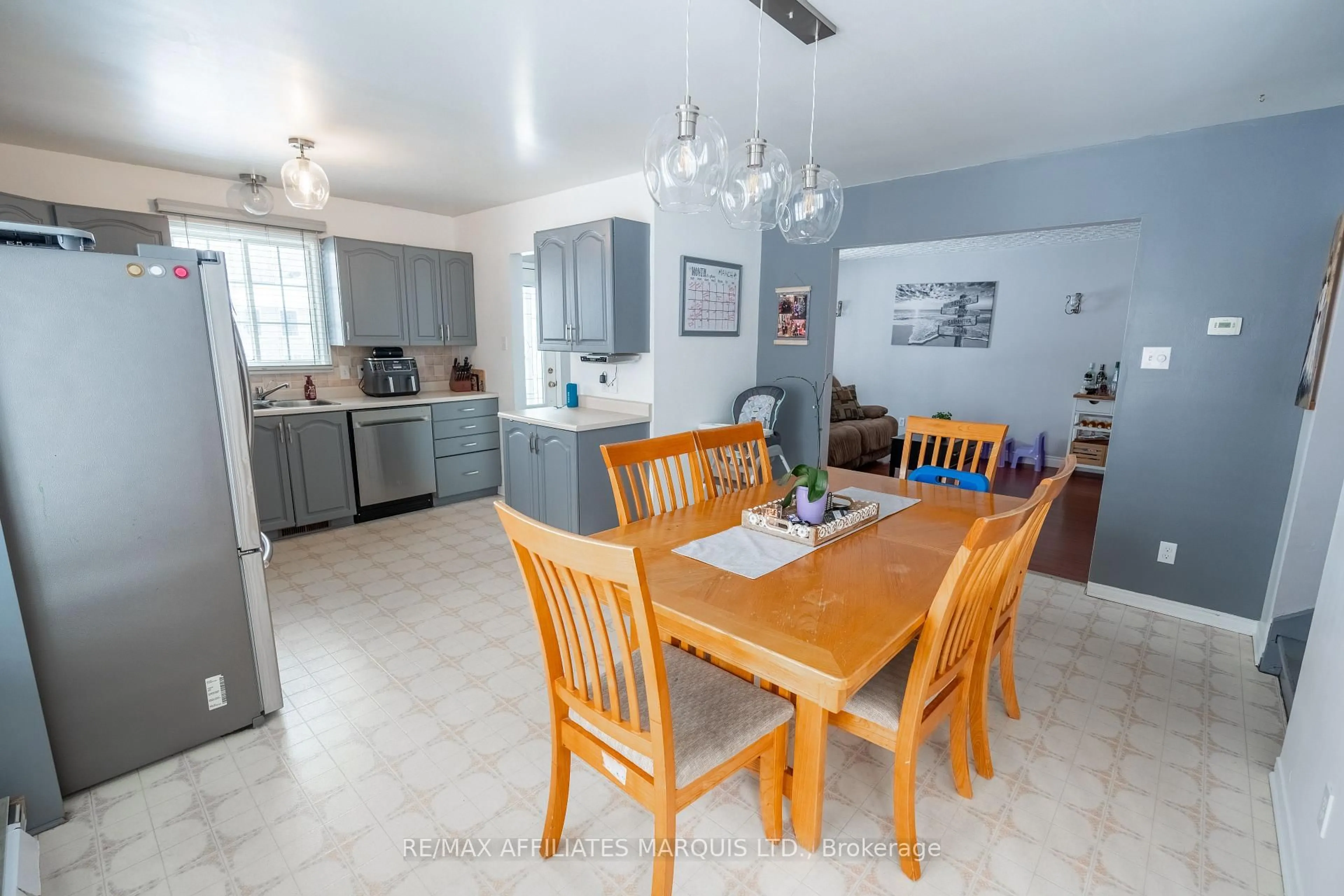 Unknown for 1732 Branch Dr, Cornwall Ontario K6J 5S9