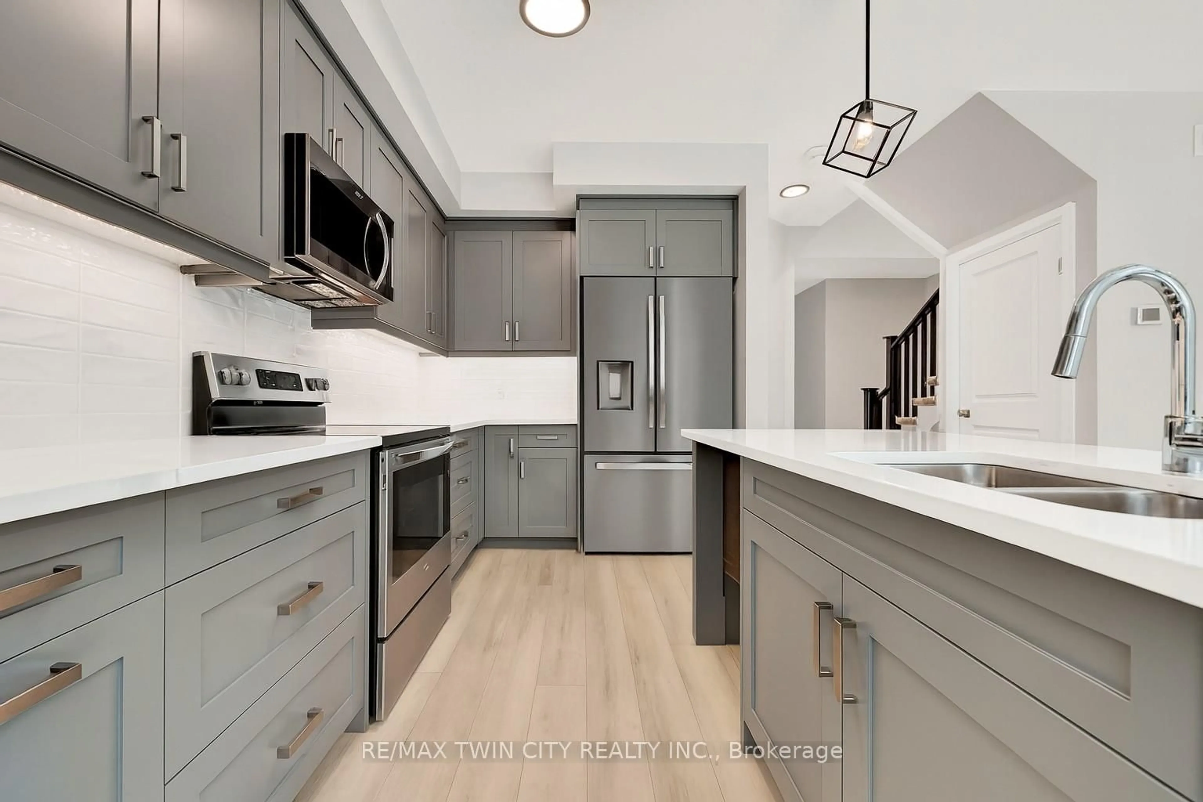 Open concept kitchen, unknown for 143 Elgin St #63, Cambridge Ontario N1R 0E1