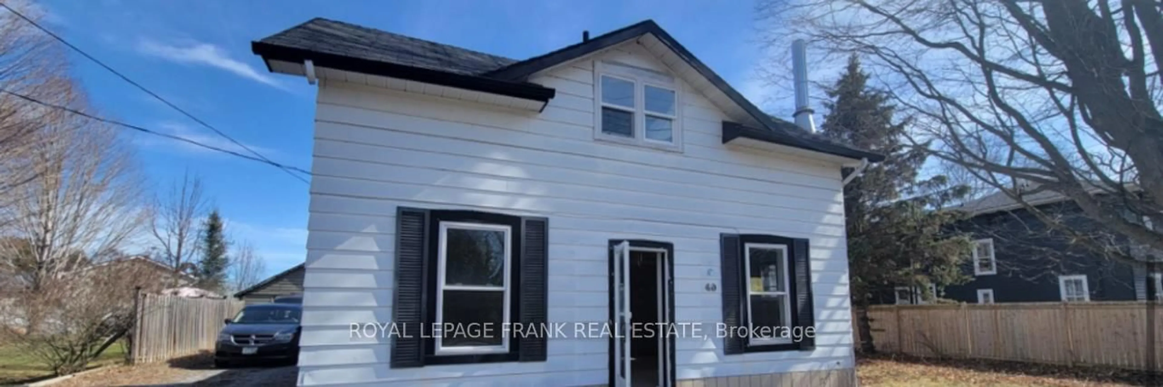 Home with vinyl exterior material, building for 40 Parliament St, Cramahe Ontario K0K 1S0