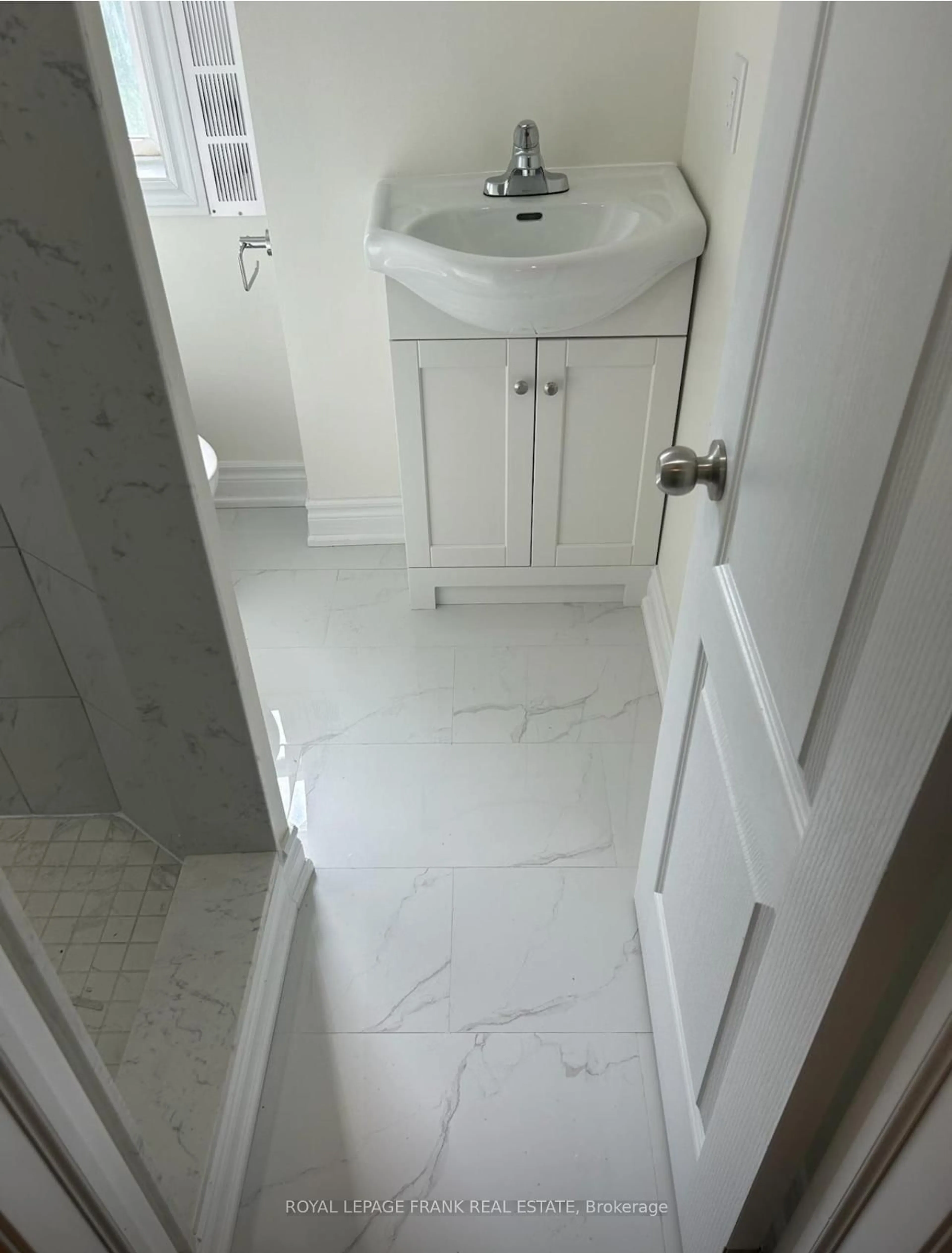 A pic of a room for 40 Parliament St, Cramahe Ontario K0K 1S0