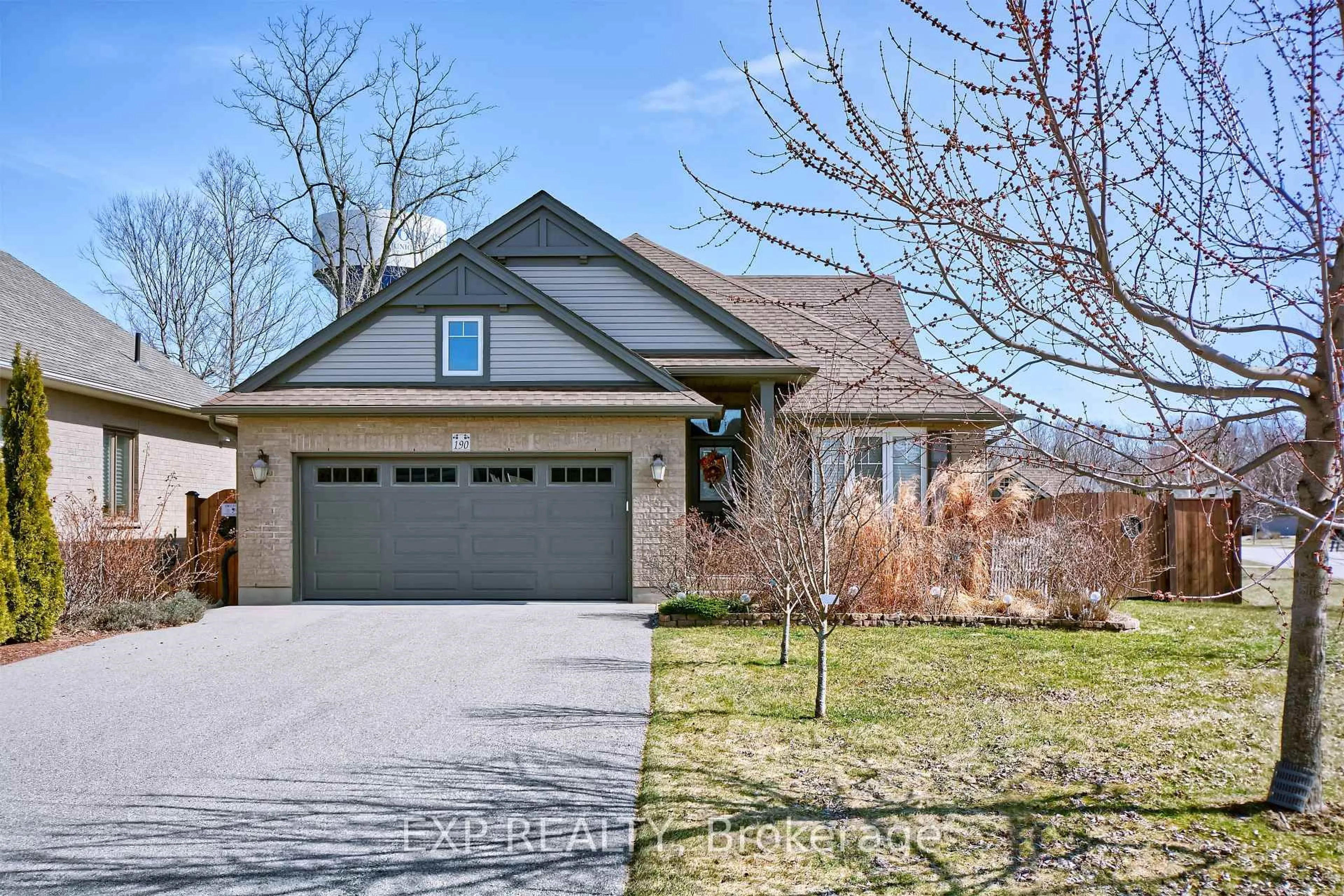 Home with brick exterior material, street for 190 Emery St. St, Central Elgin Ontario N5L 0A6