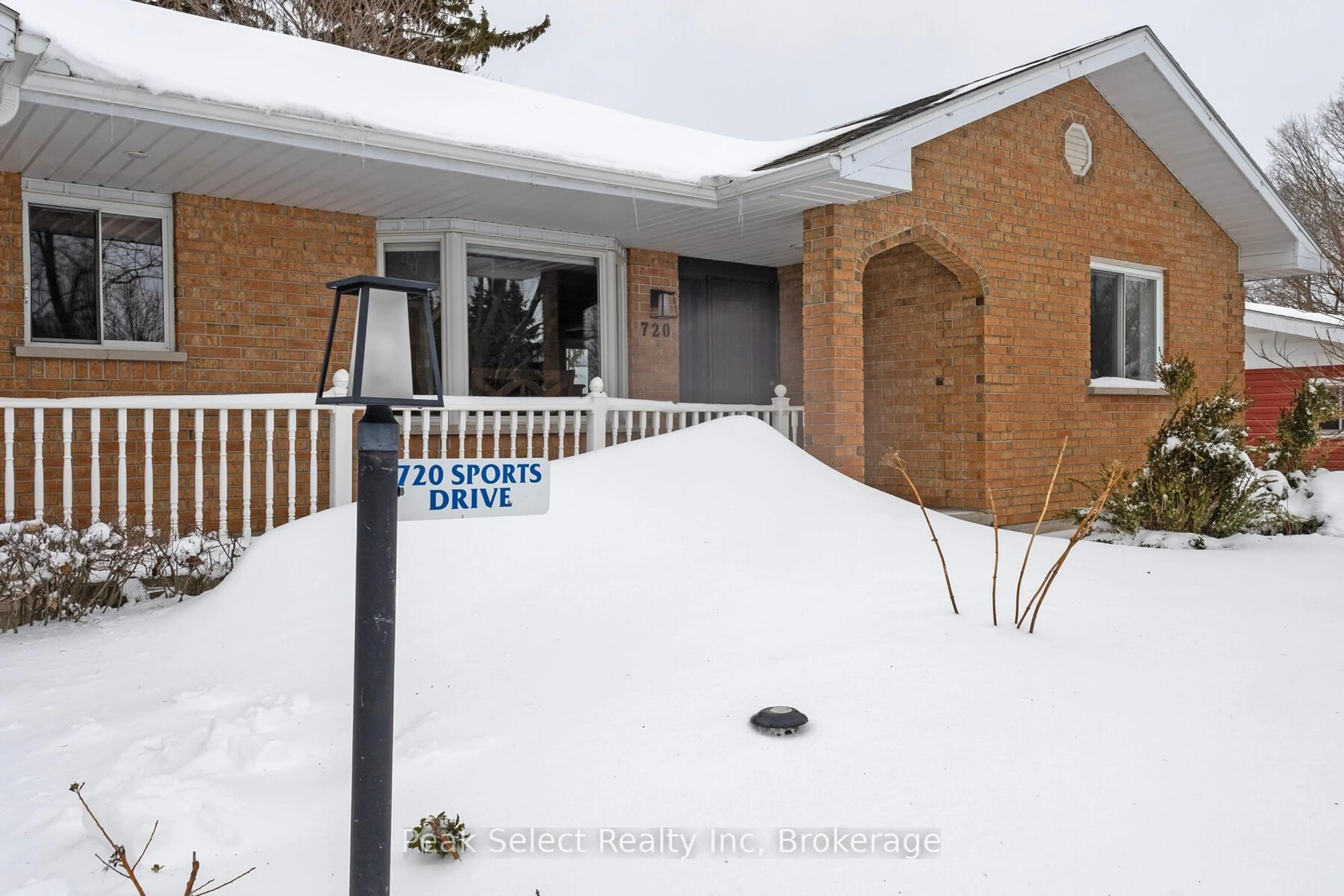 Unknown for 720 Sports Dr, Huron East Ontario N0G 1H0