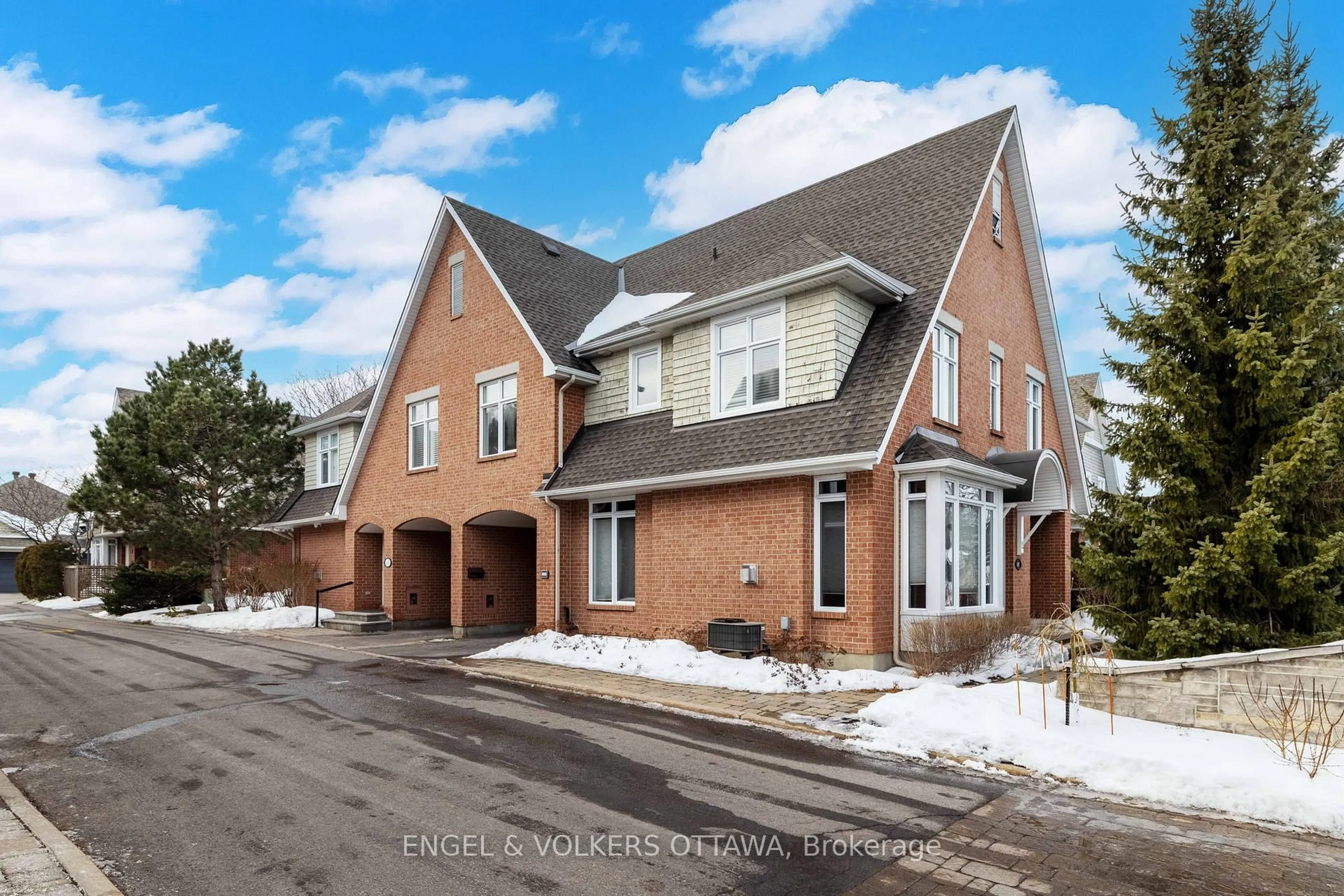 Home with brick exterior material, street for 145 Manorhill Private, Ottawa Ontario K1H 2J3