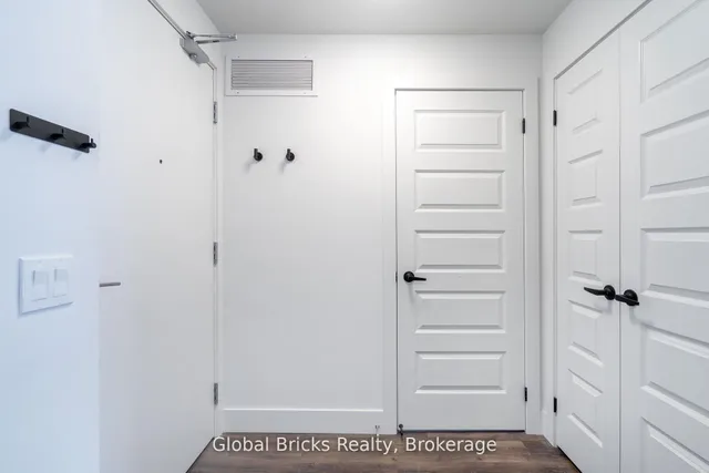 103 Roger St #313, Waterloo 3
