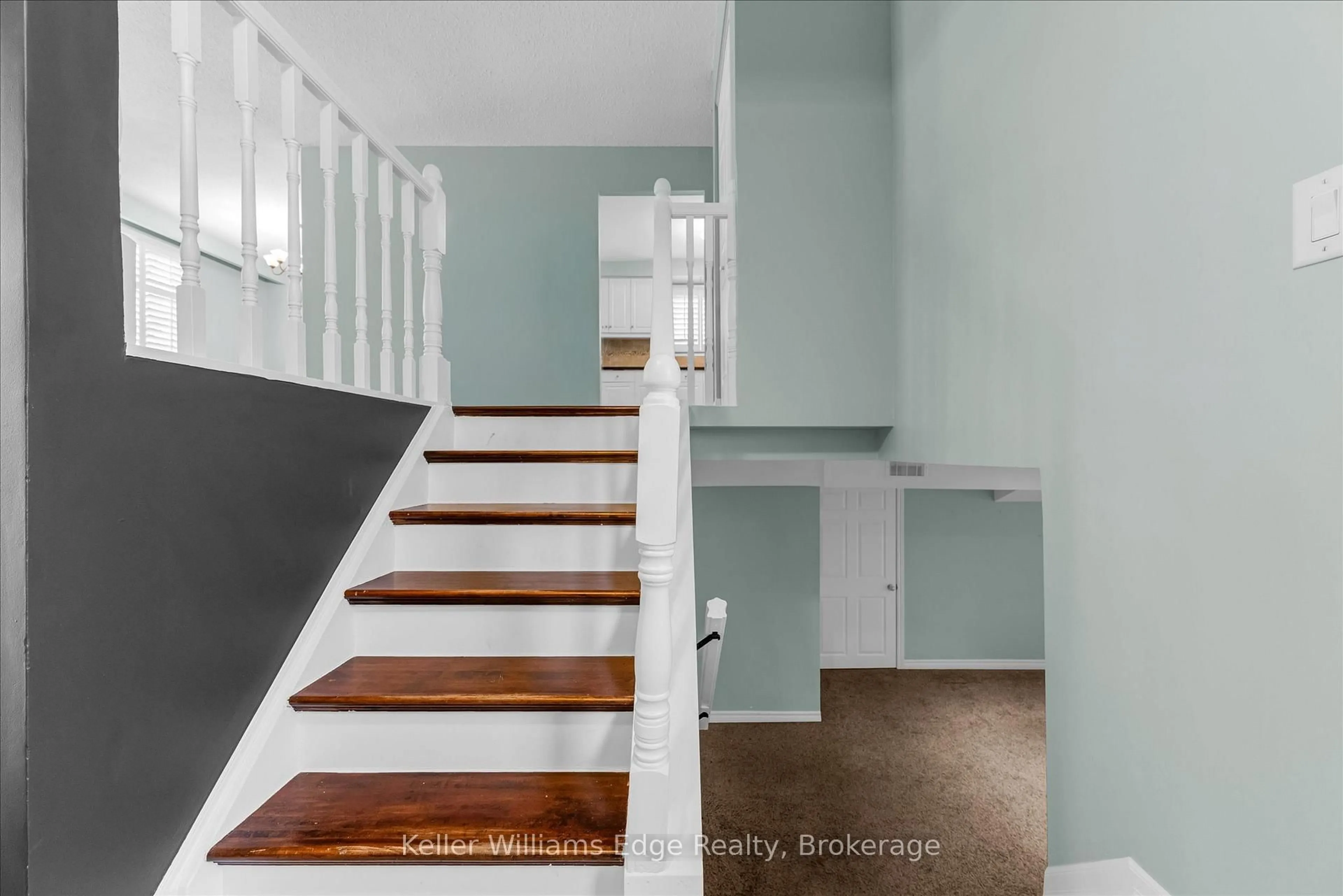 Unknown for 59 Rand St, Hamilton Ontario L8J 1A5