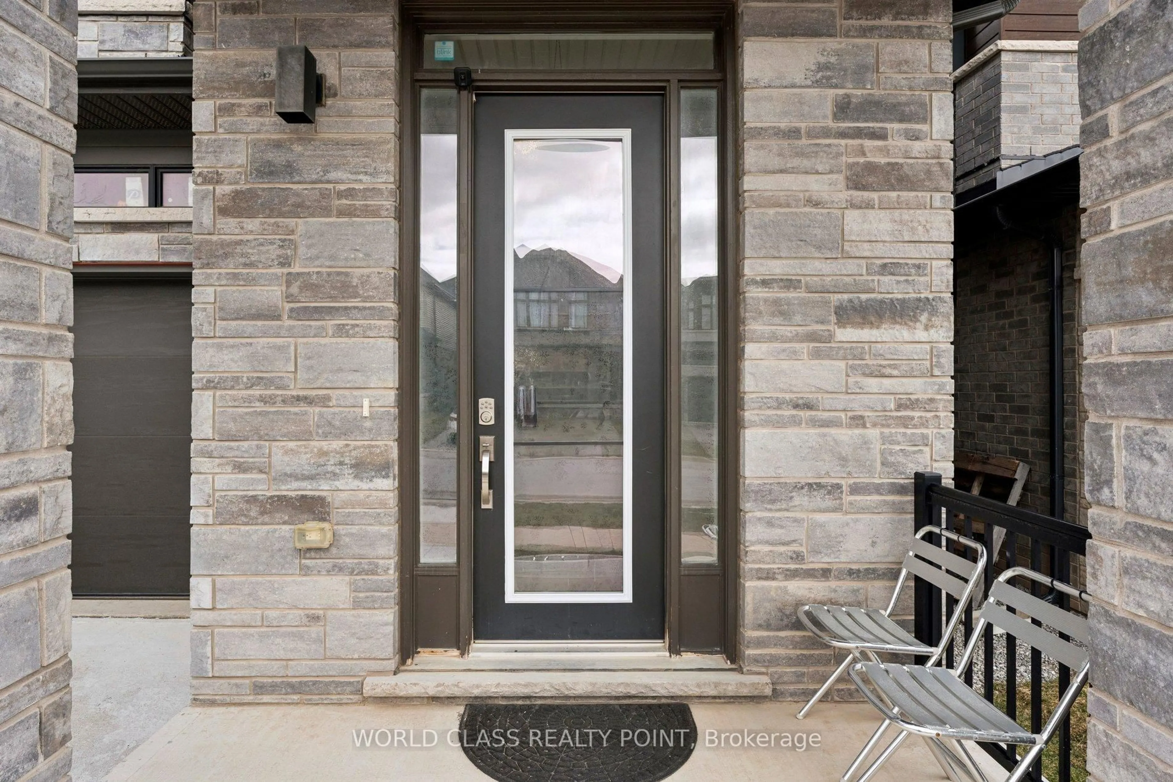 Indoor entryway for 4073 Healing St, Lincoln Ontario L0R 1B4