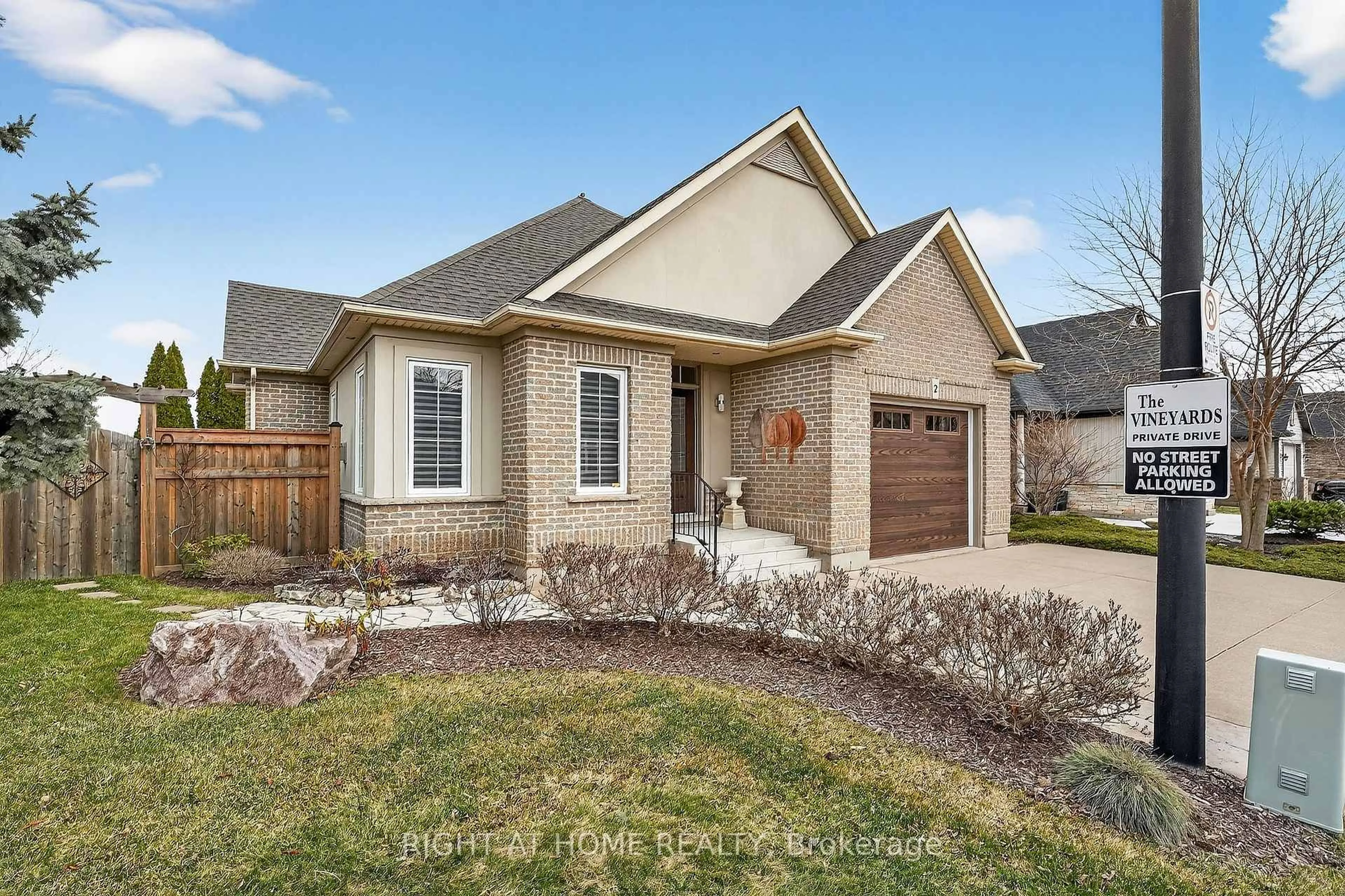 Home with brick exterior material, street for 2 Seyval Pl, Niagara-on-the-Lake Ontario L0S 1J0