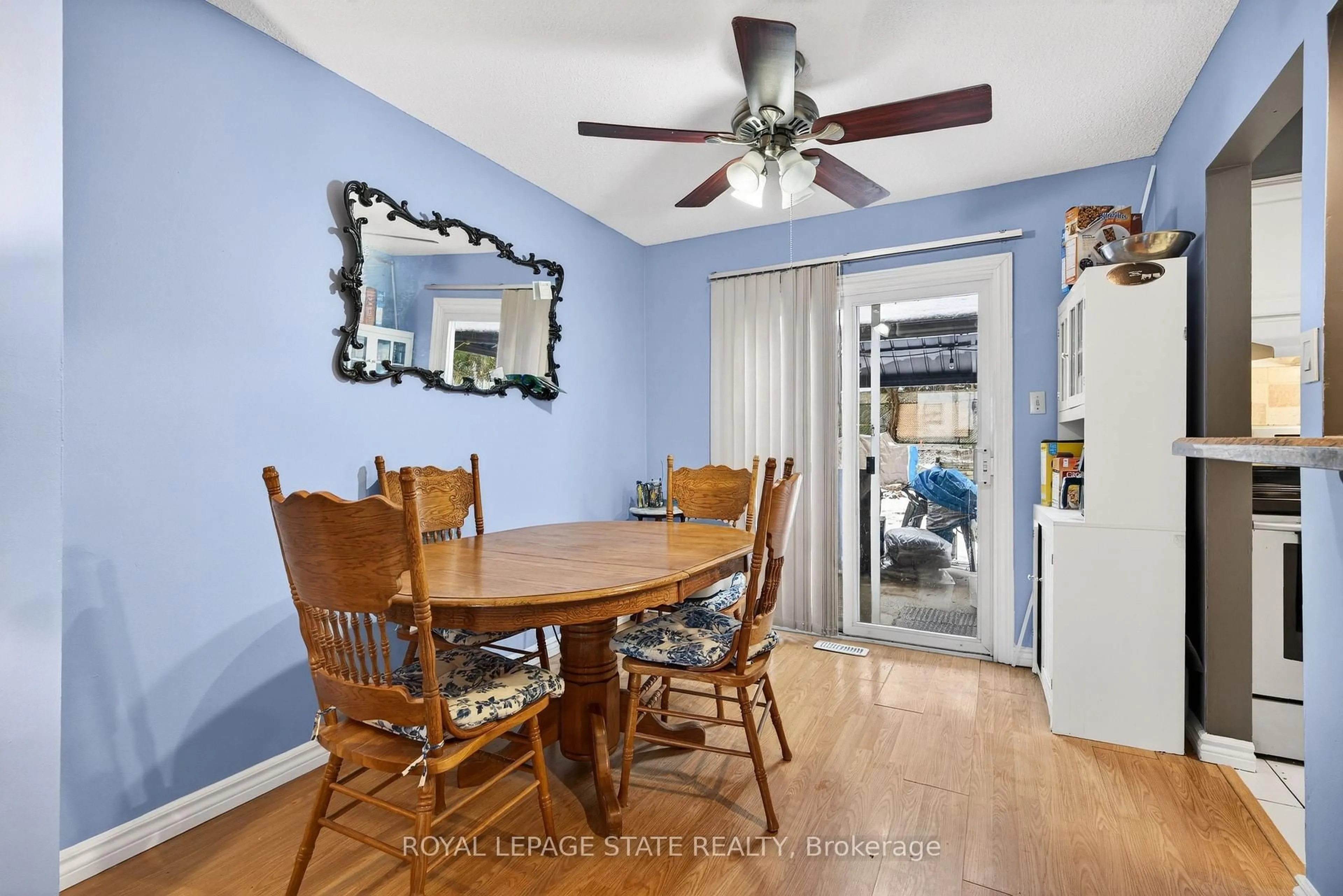 Dining room, unknown for 106 Wendover Dr, Hamilton Ontario L9C 5X5