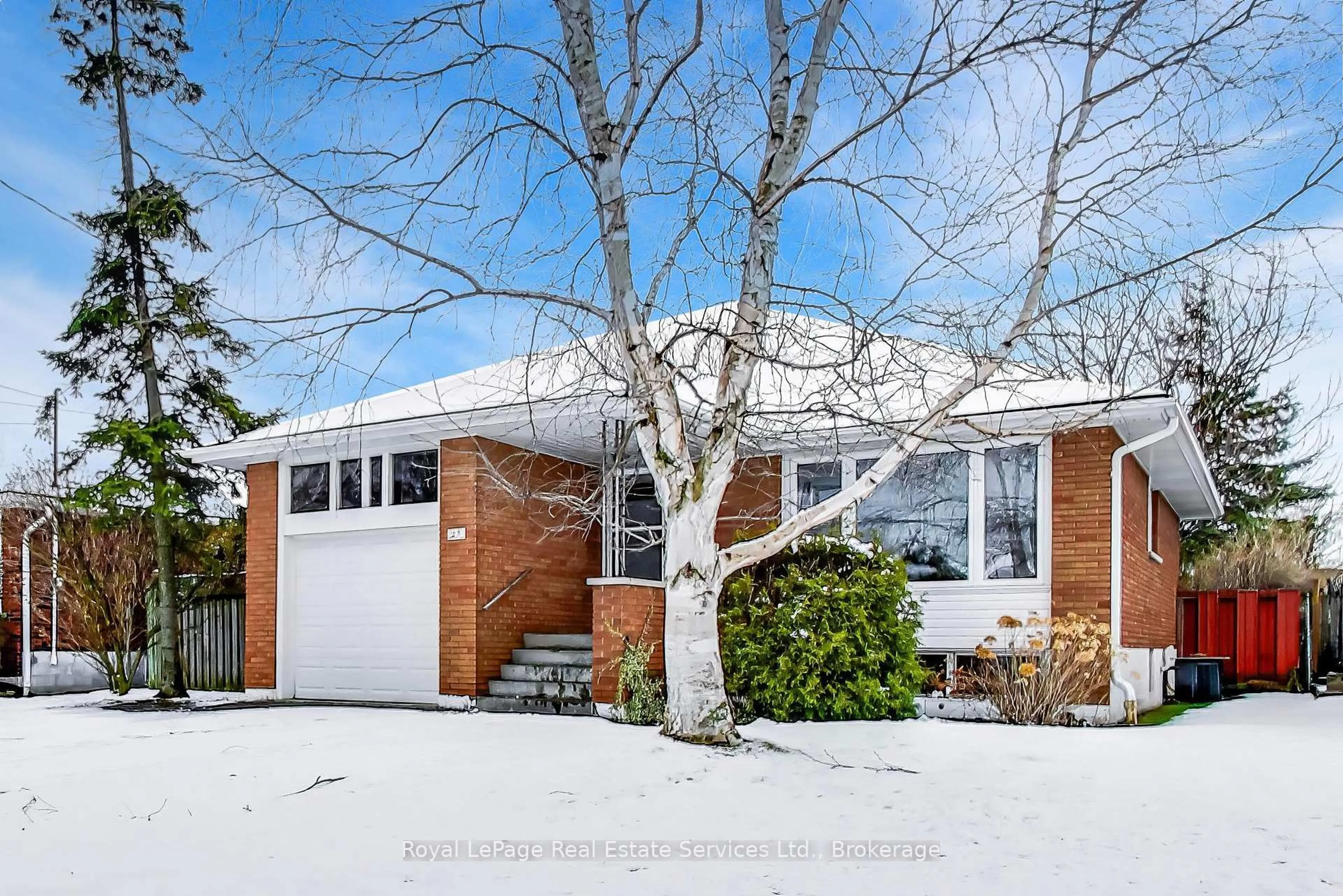 Home with brick exterior material, street for 25 Sandringham Ave, Hamilton Ontario L9C 2H3