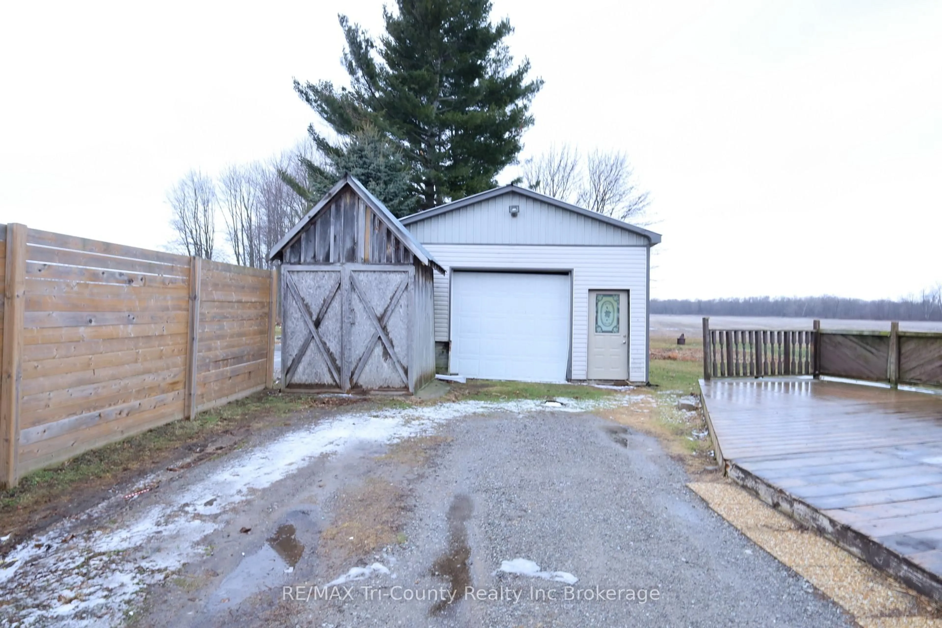 Shed for 787 Norfolk County 28 Rd, Norfolk Ontario N0E 1G0