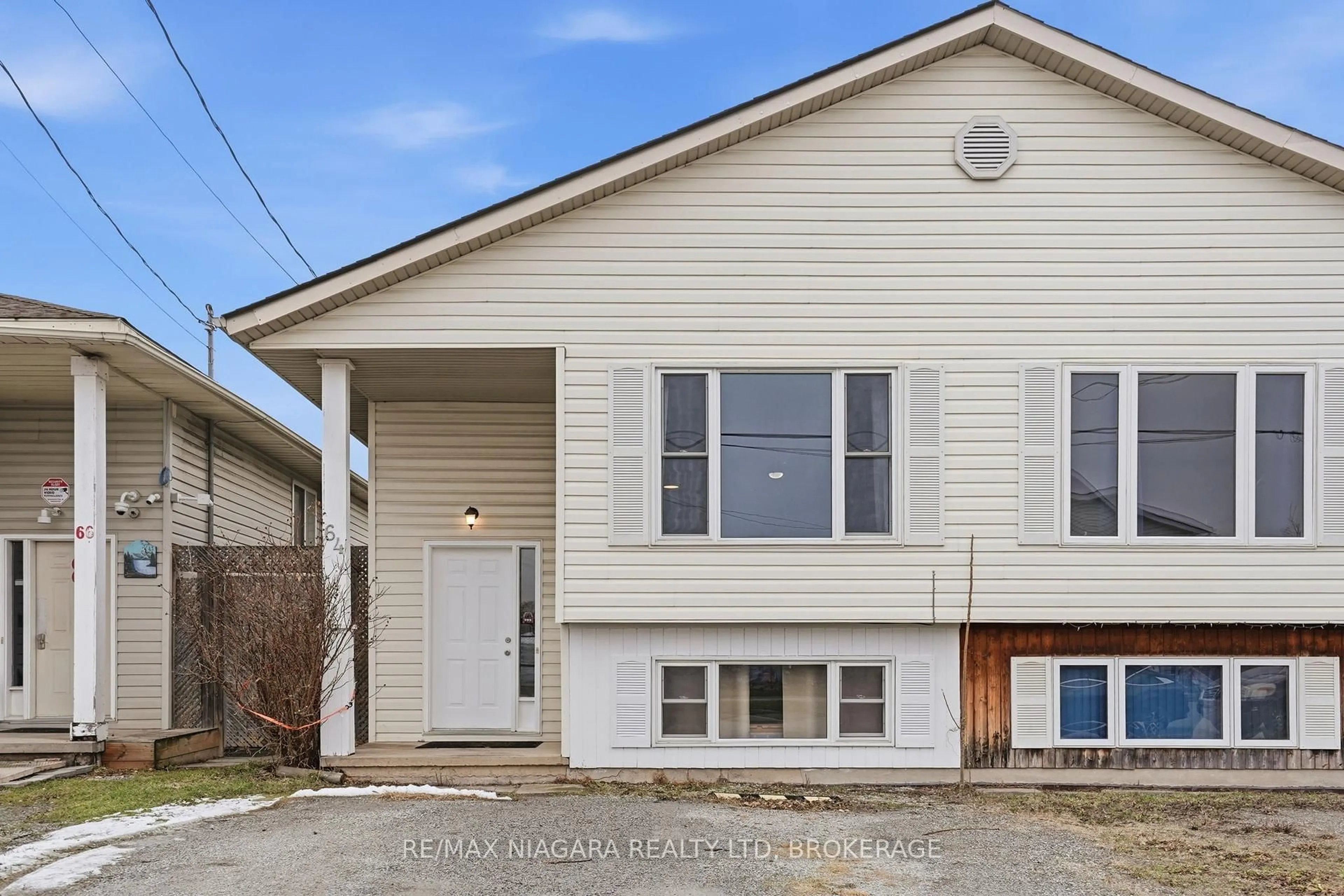 Home with vinyl exterior material, street for 64 PAGE St, St. Catharines Ontario L2R 4A7