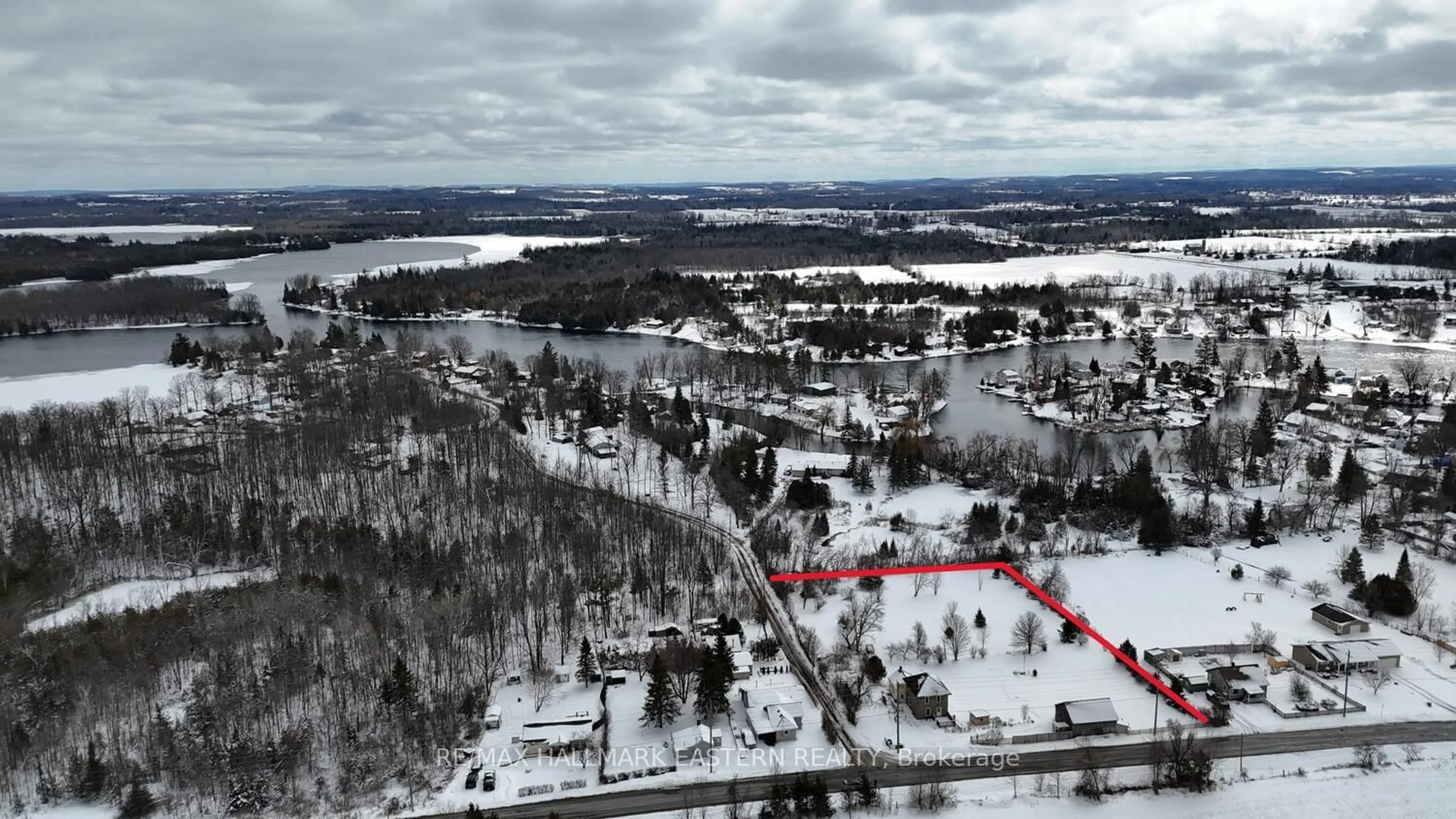 A pic from outside/outdoor area/front of a property/back of a property/a pic from drone, water/lake/river/ocean view for 929 Trent River Rd, Trent Hills Ontario K0L 1Z0