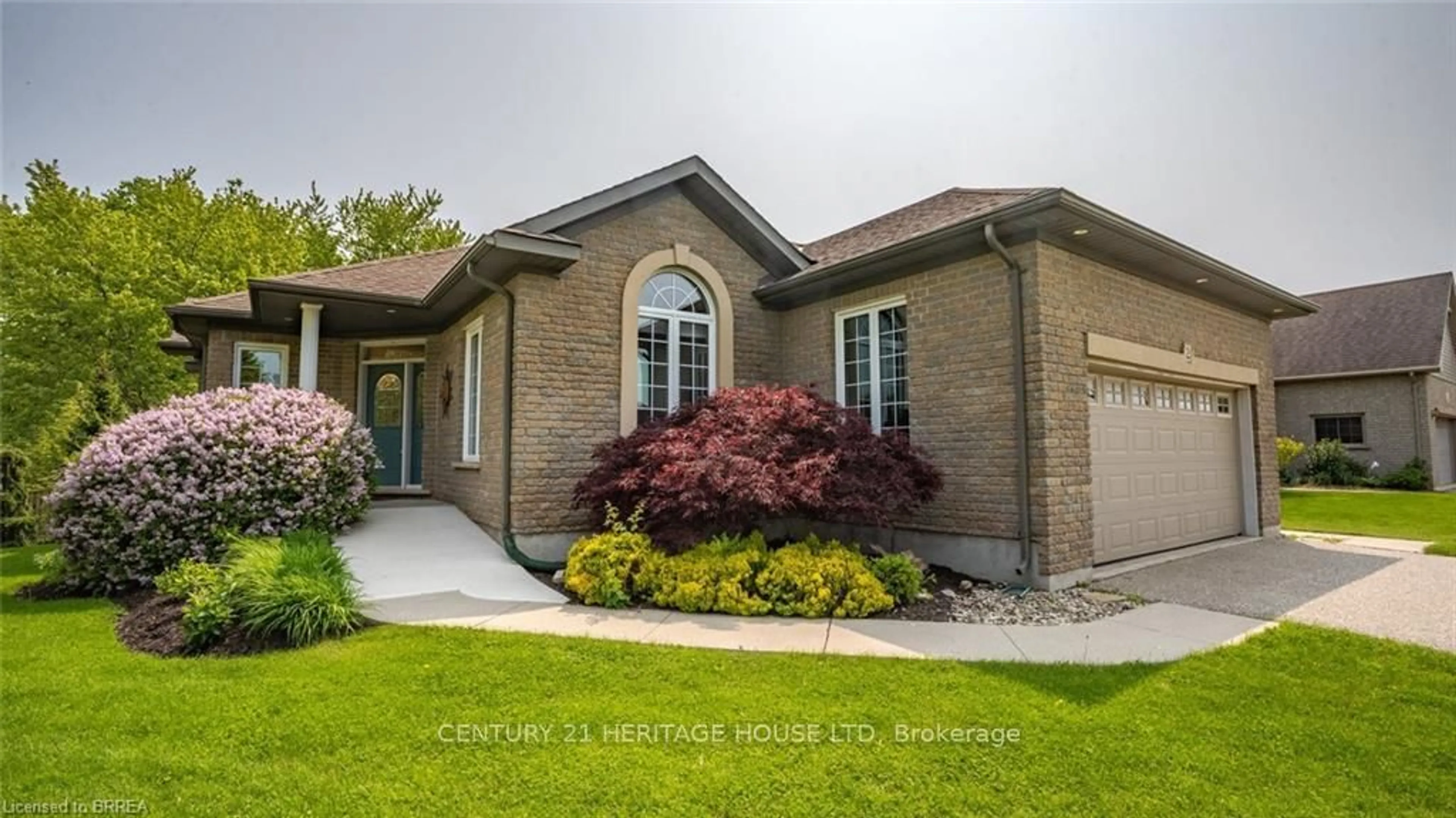 Home with brick exterior material, street for 2 Hunter Dr, Norfolk Ontario N0E 1M0