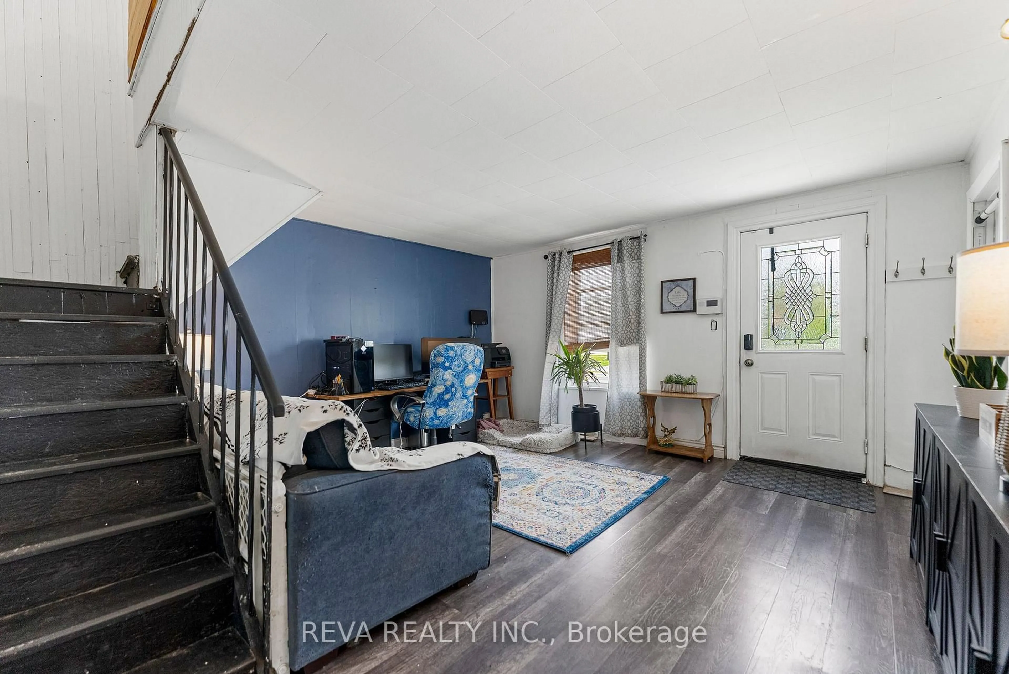 A pic of a room for 86 Yeomans St, Belleville Ontario K8P 3X5