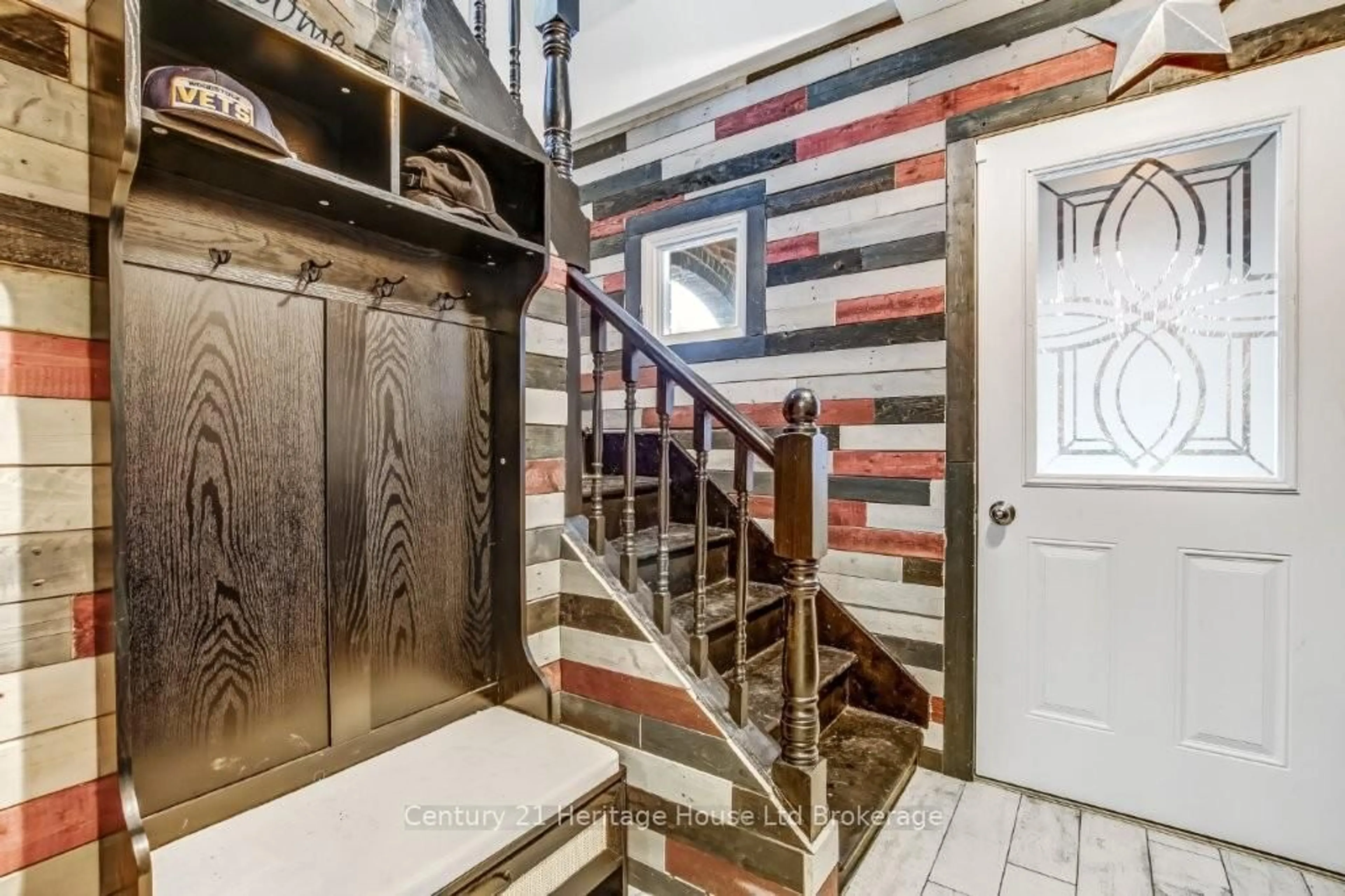 Unknown for 87 Bay St, Woodstock Ontario N4S 3K7