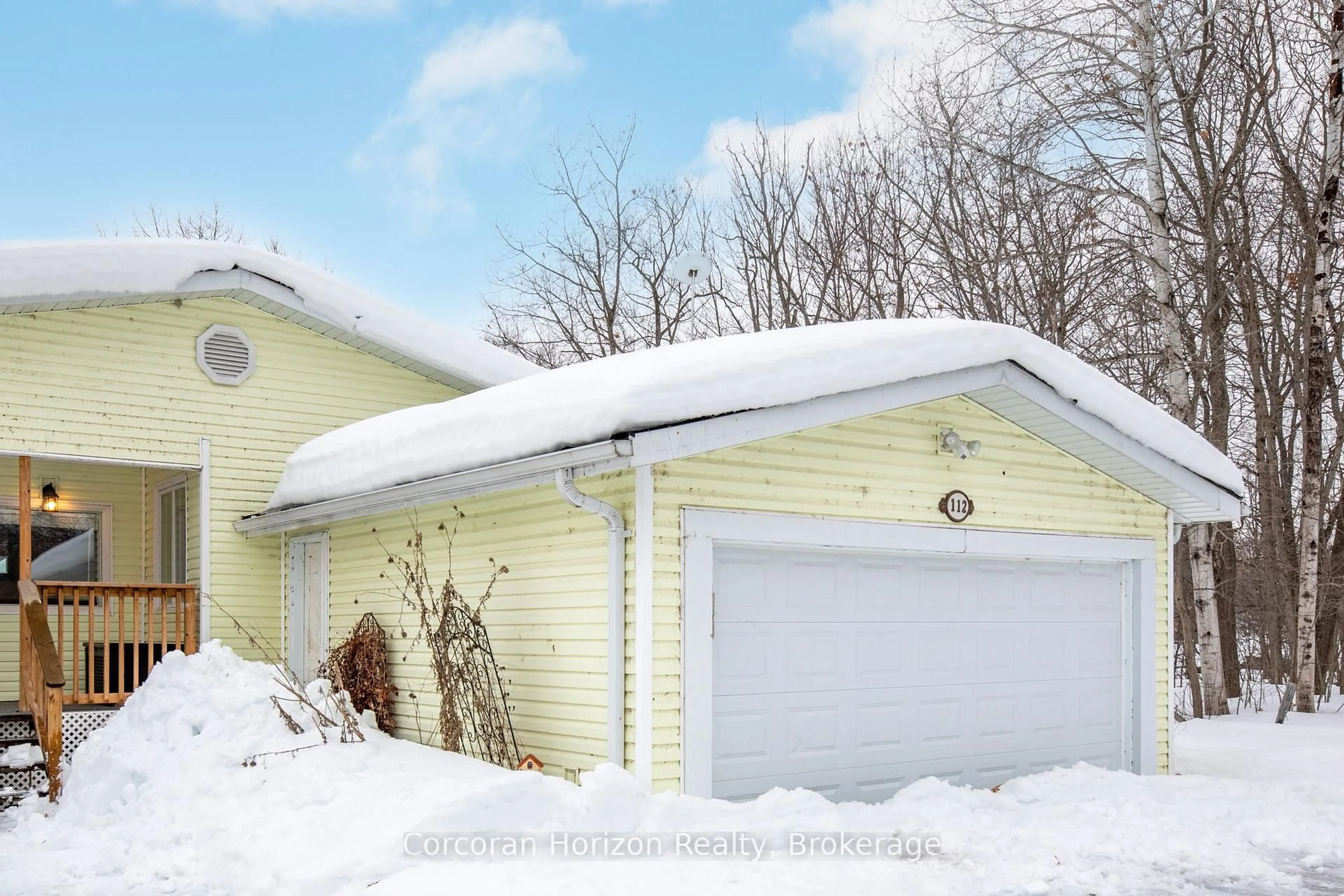 Home with vinyl exterior material, street for 112 Heath Valley Tr, Georgian Bay Ontario L0K 1S0