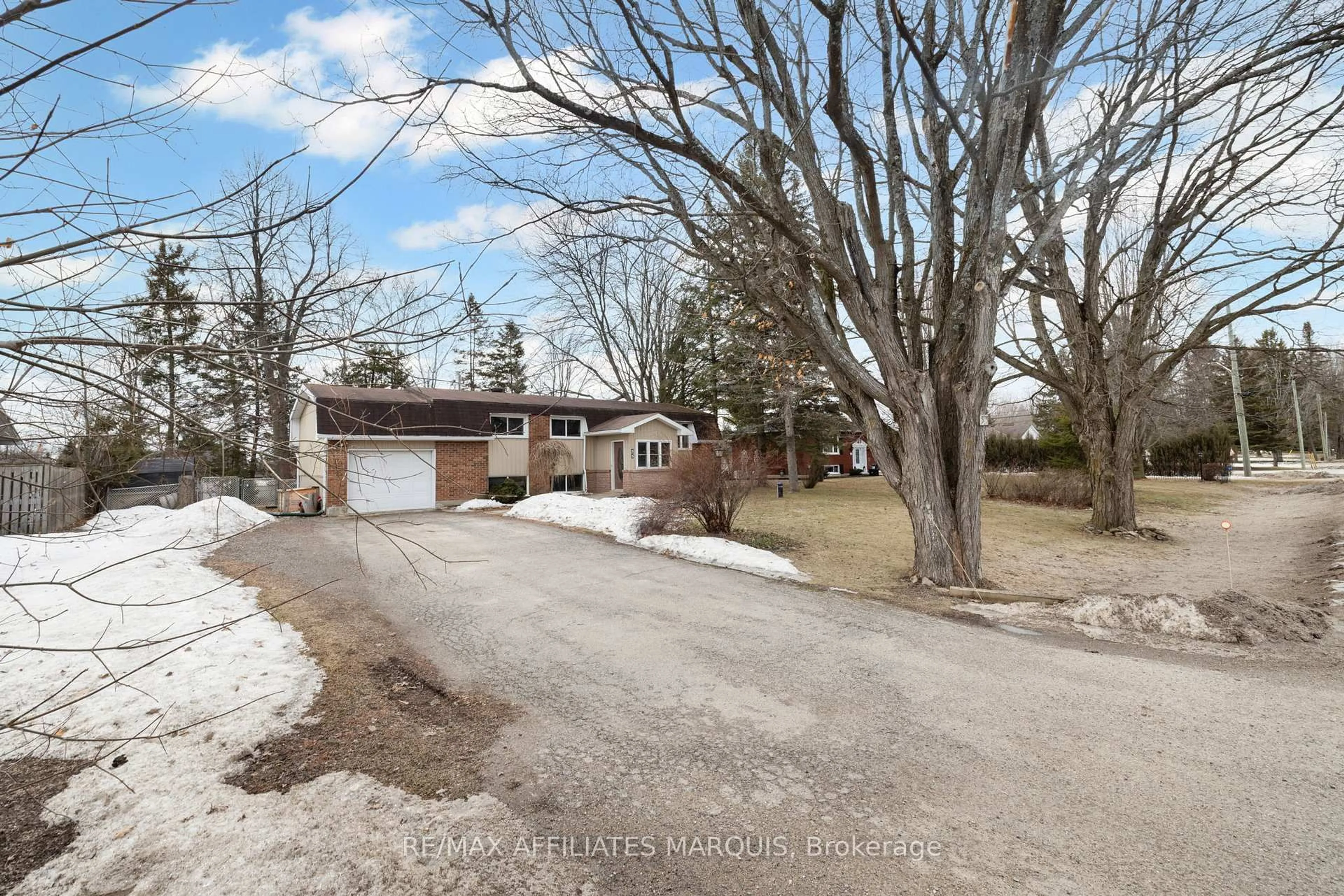 Unknown for 55 Golf Club Rd, Rideau Lakes Ontario K7A 4S5