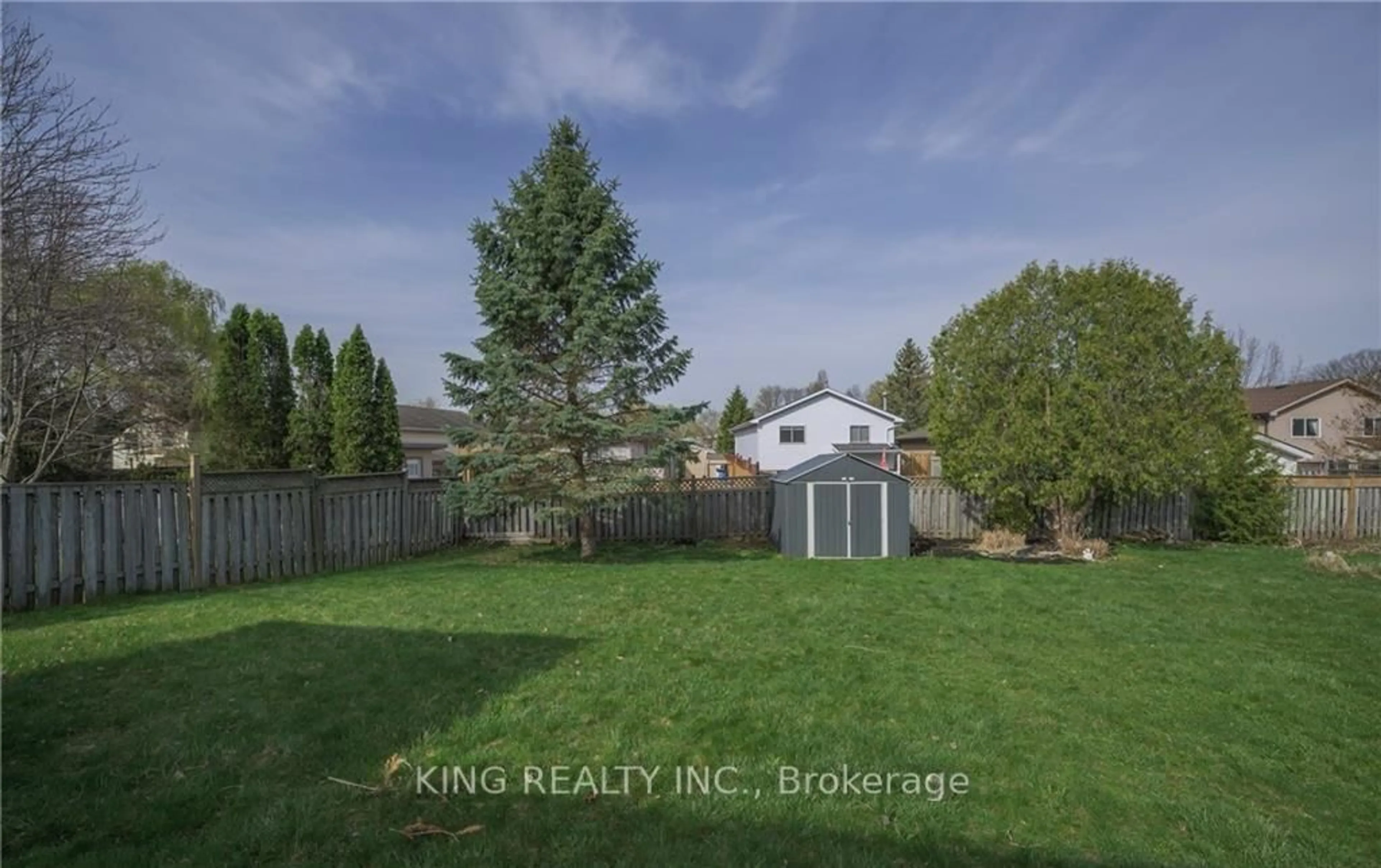 A pic from outside/outdoor area/front of a property/back of a property/a pic from drone, water/lake/river/ocean view for 171 POCHARD Crt, London East Ontario N5W 5Z3