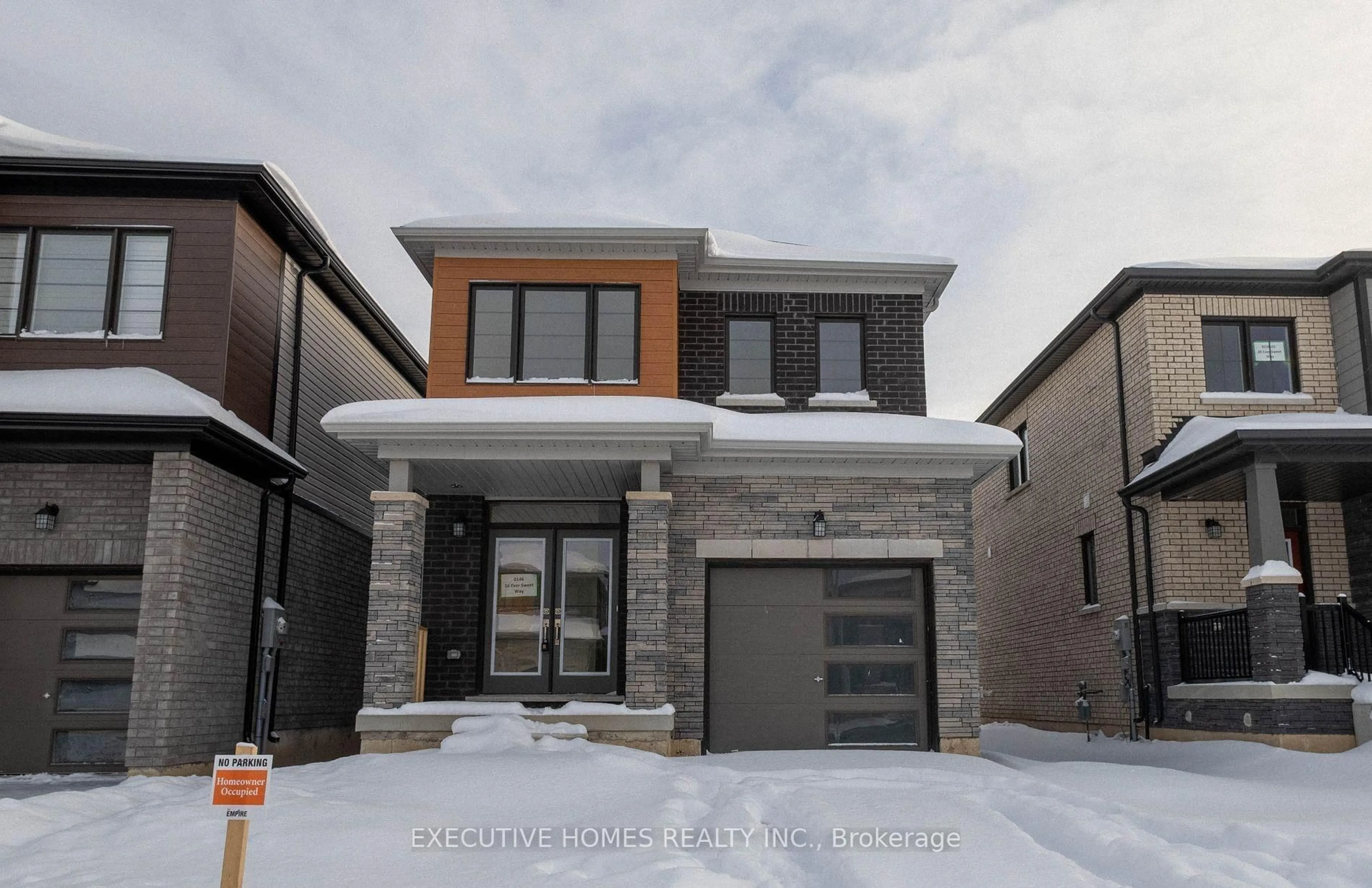 Home with brick exterior material, street for 16 Ever Sweet Way, Thorold Ontario L2V 0L1