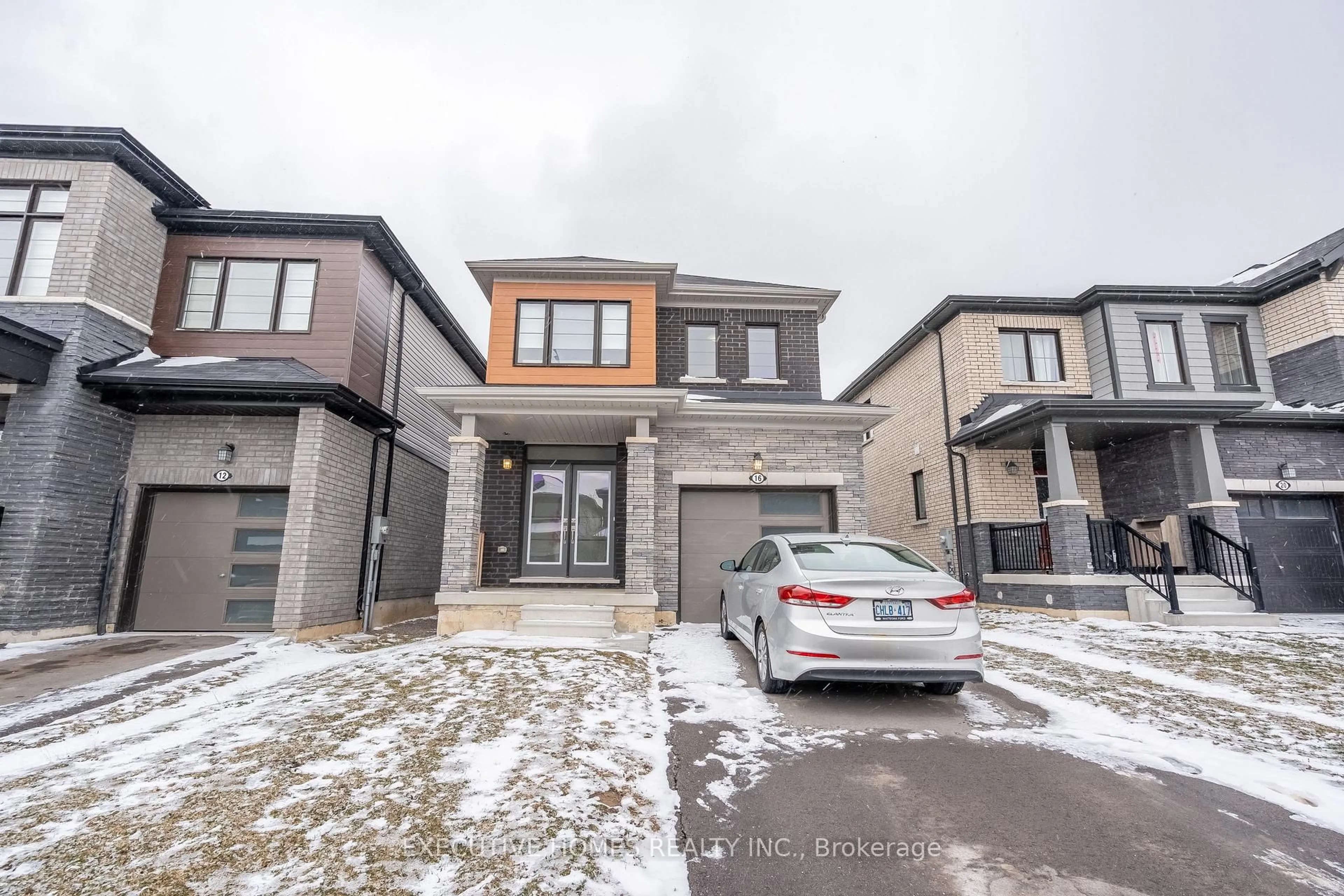 Home with brick exterior material, street for 16 Ever Sweet Way, Thorold Ontario L2V 0L1