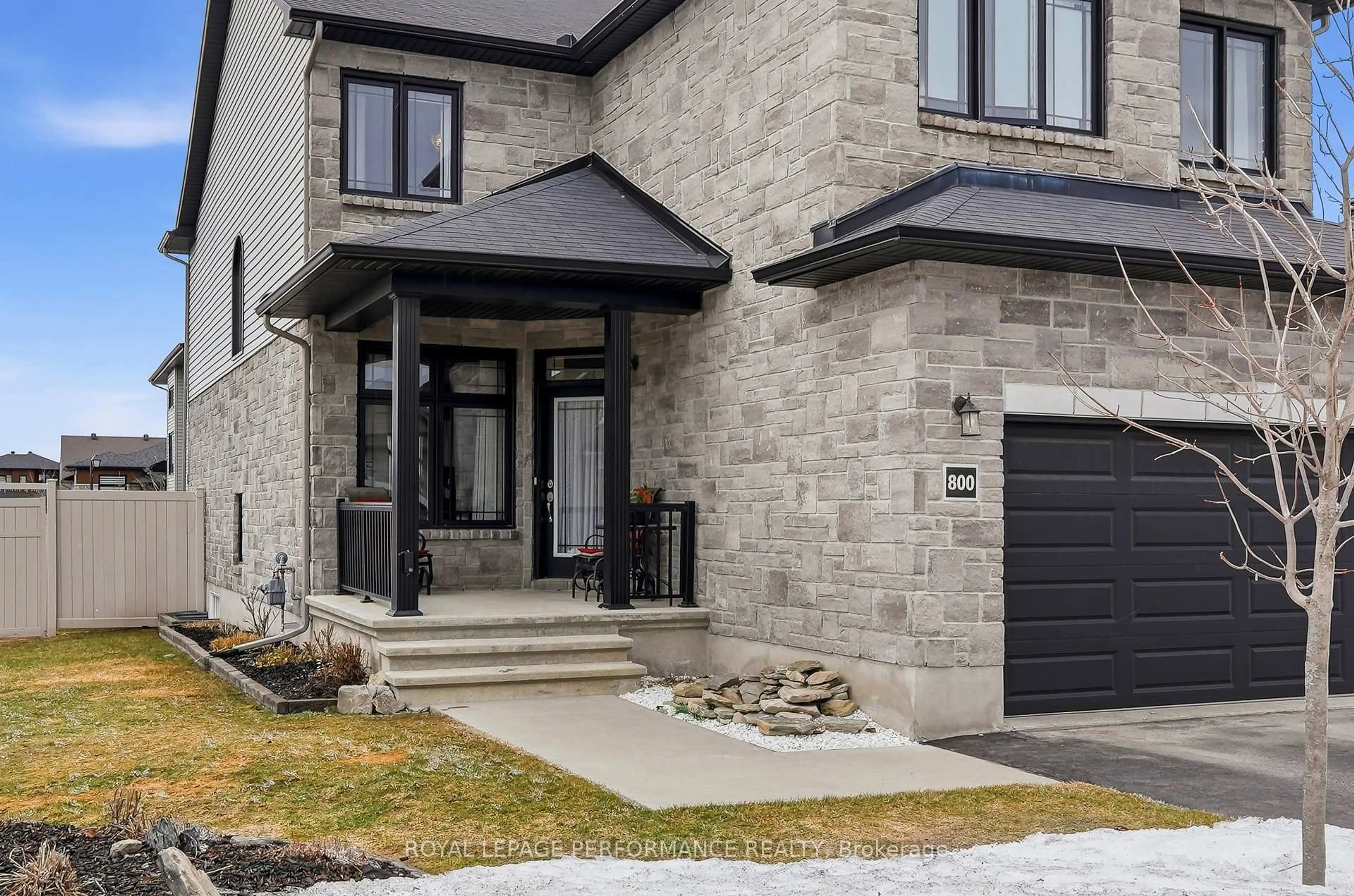 Home with brick exterior material, street for 800 Platinum St, Clarence-Rockland Ontario K4K 0J2