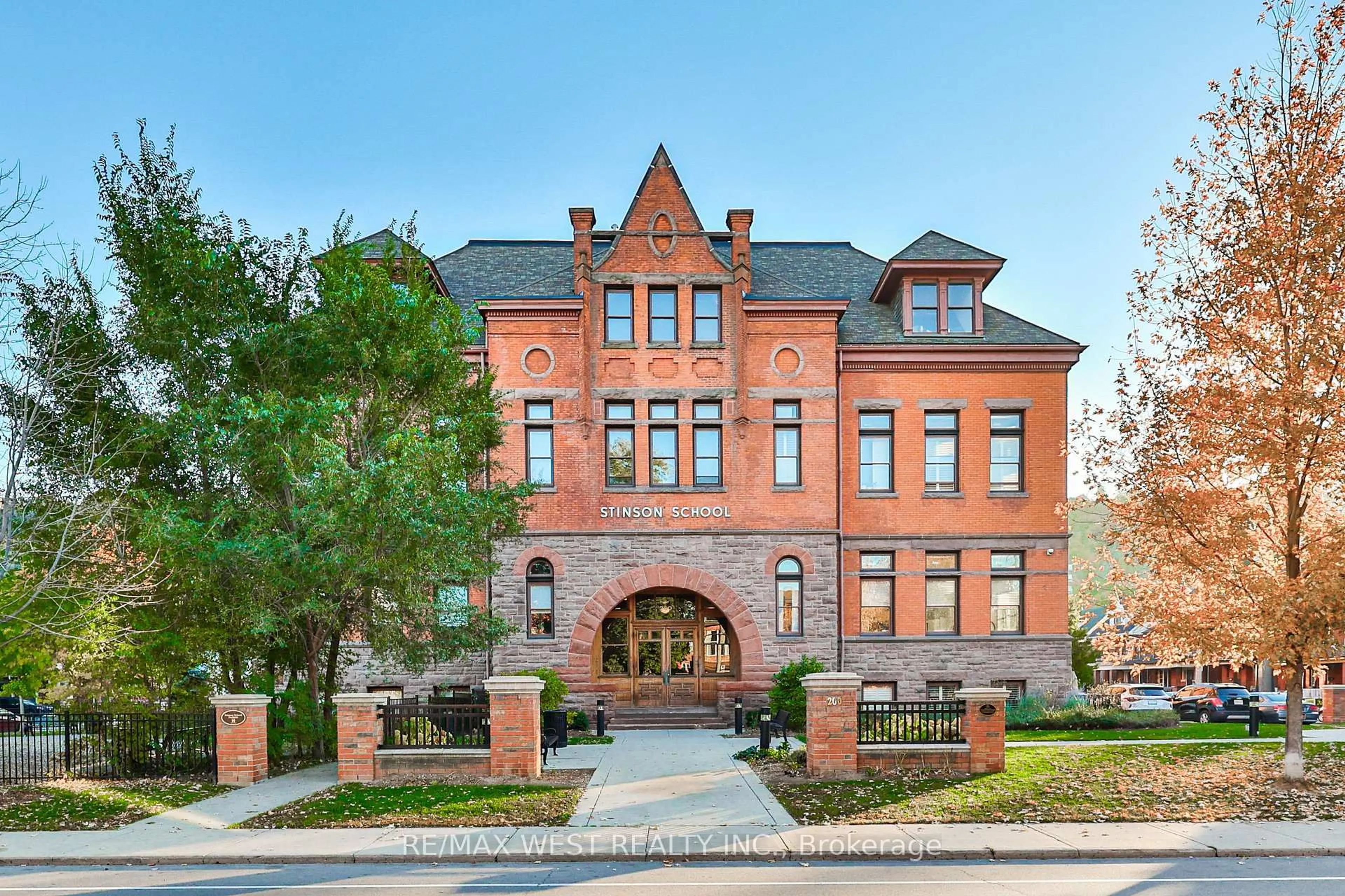 Home with brick exterior material, building for 200 Stinson St #318, Hamilton Ontario L8N 4J5