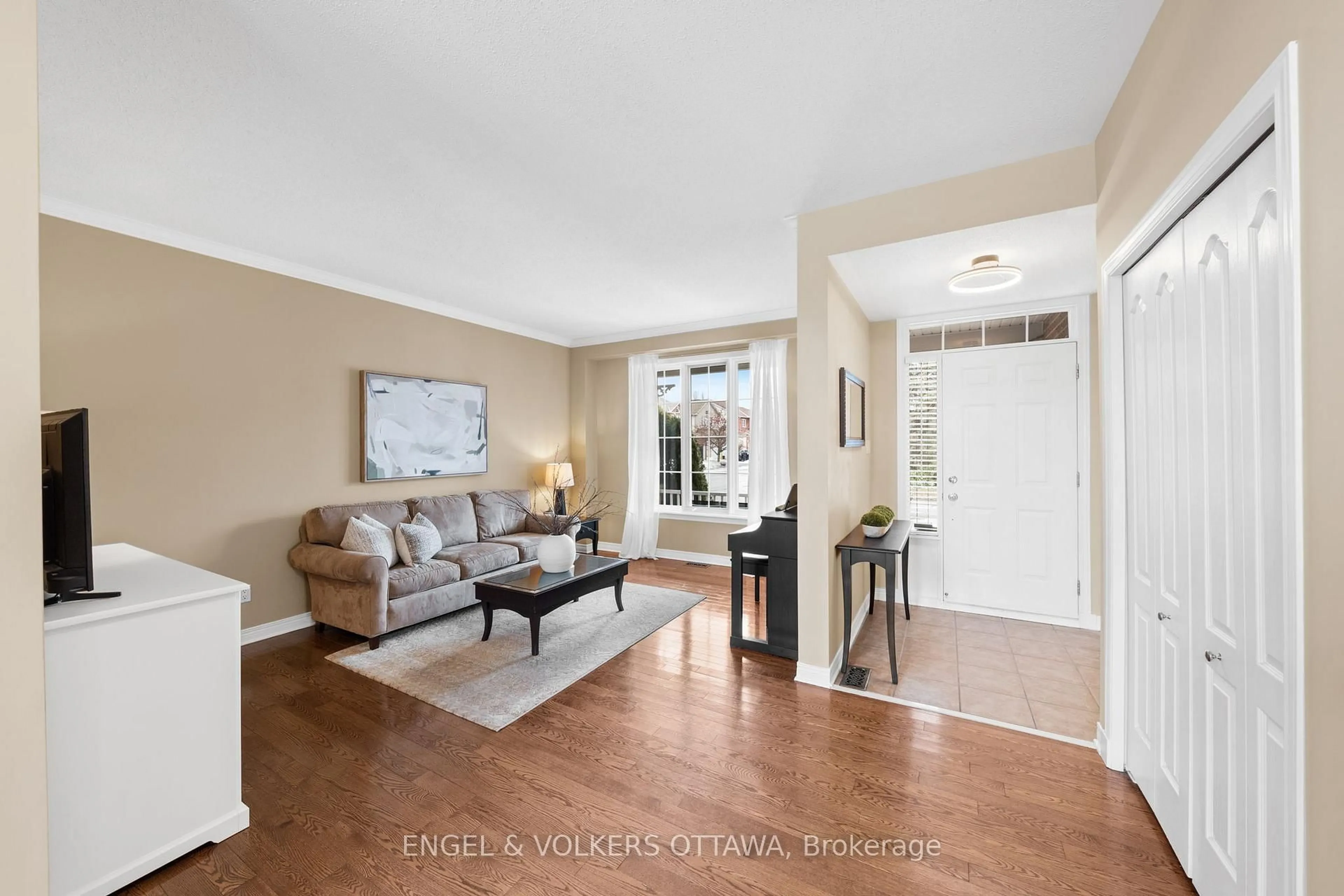 Living room with furniture, unknown for 113 Maple Stand Way, Ottawa Ontario K2G 6R3