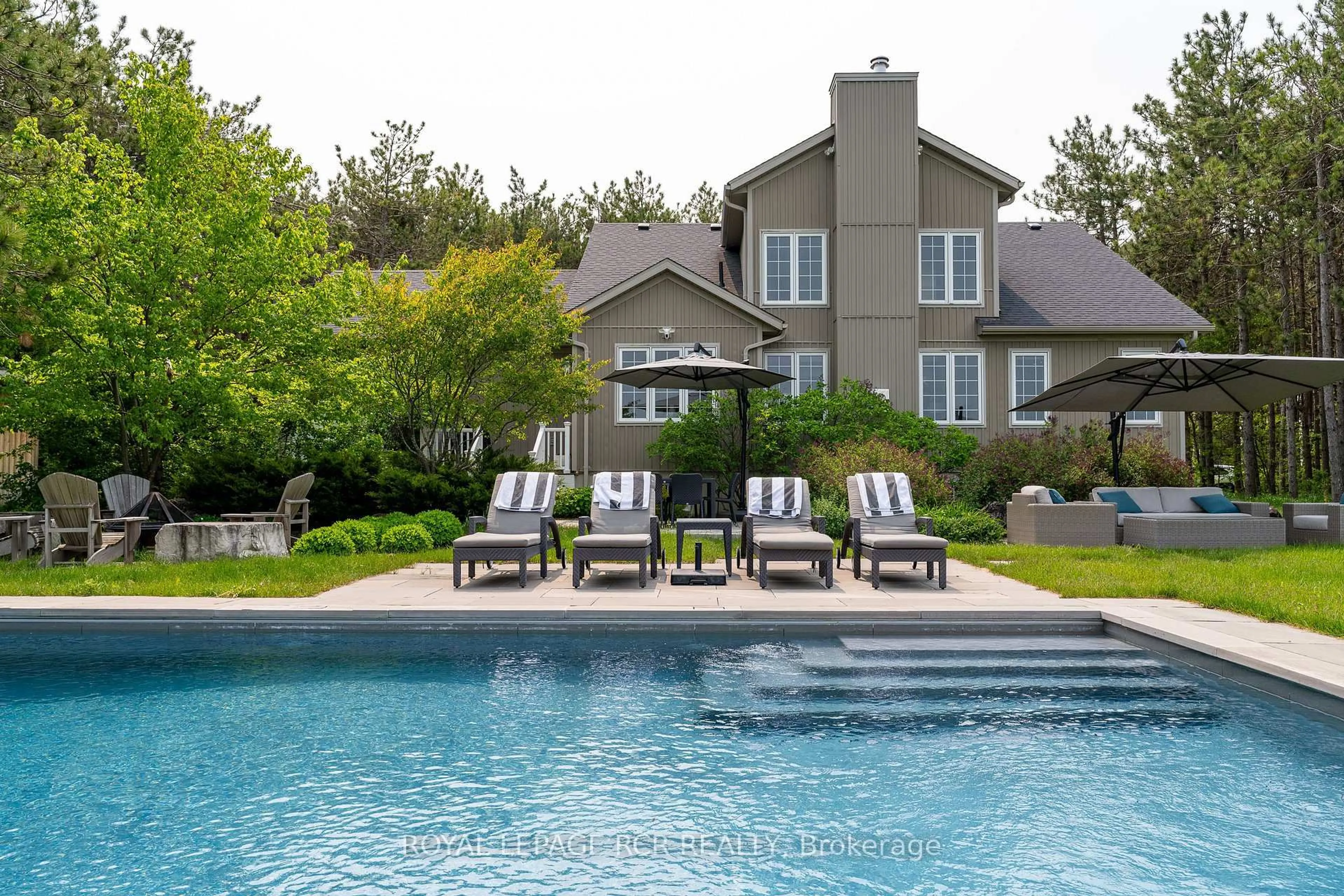 Pool for 586219 Dufferin County Road 17, Mulmur Ontario L9V 0C2