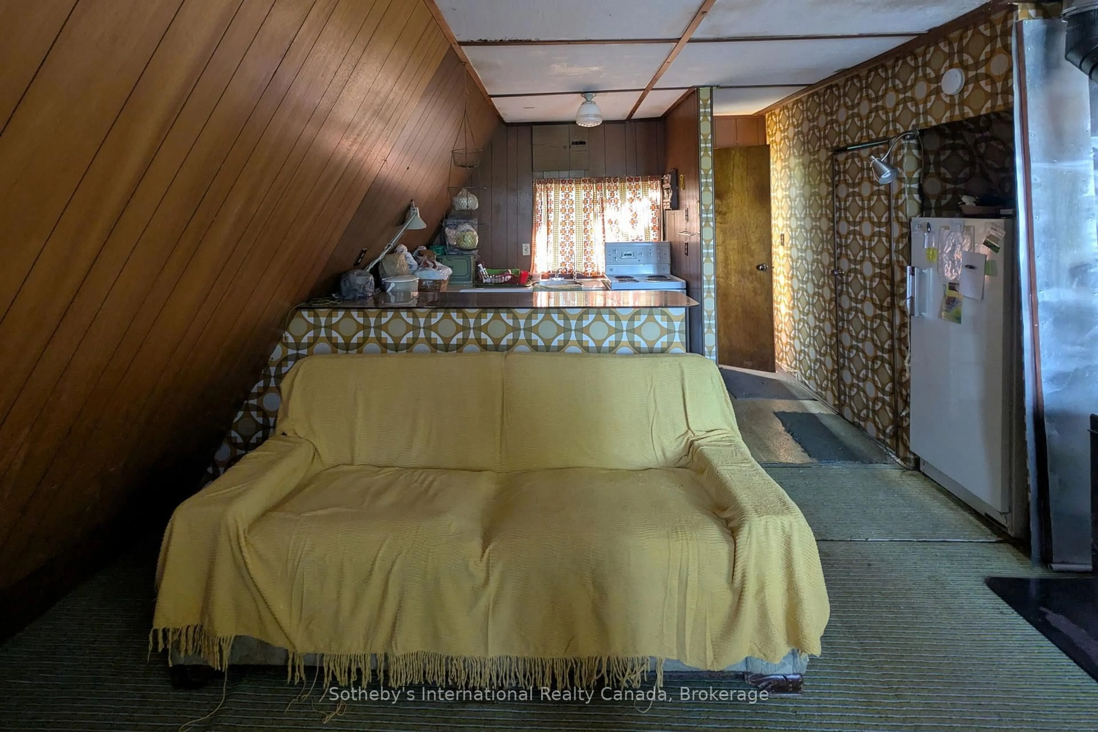 A pic of a room for 7128 Go Home Lake Shr, Georgian Bay Ontario L0K 1S0