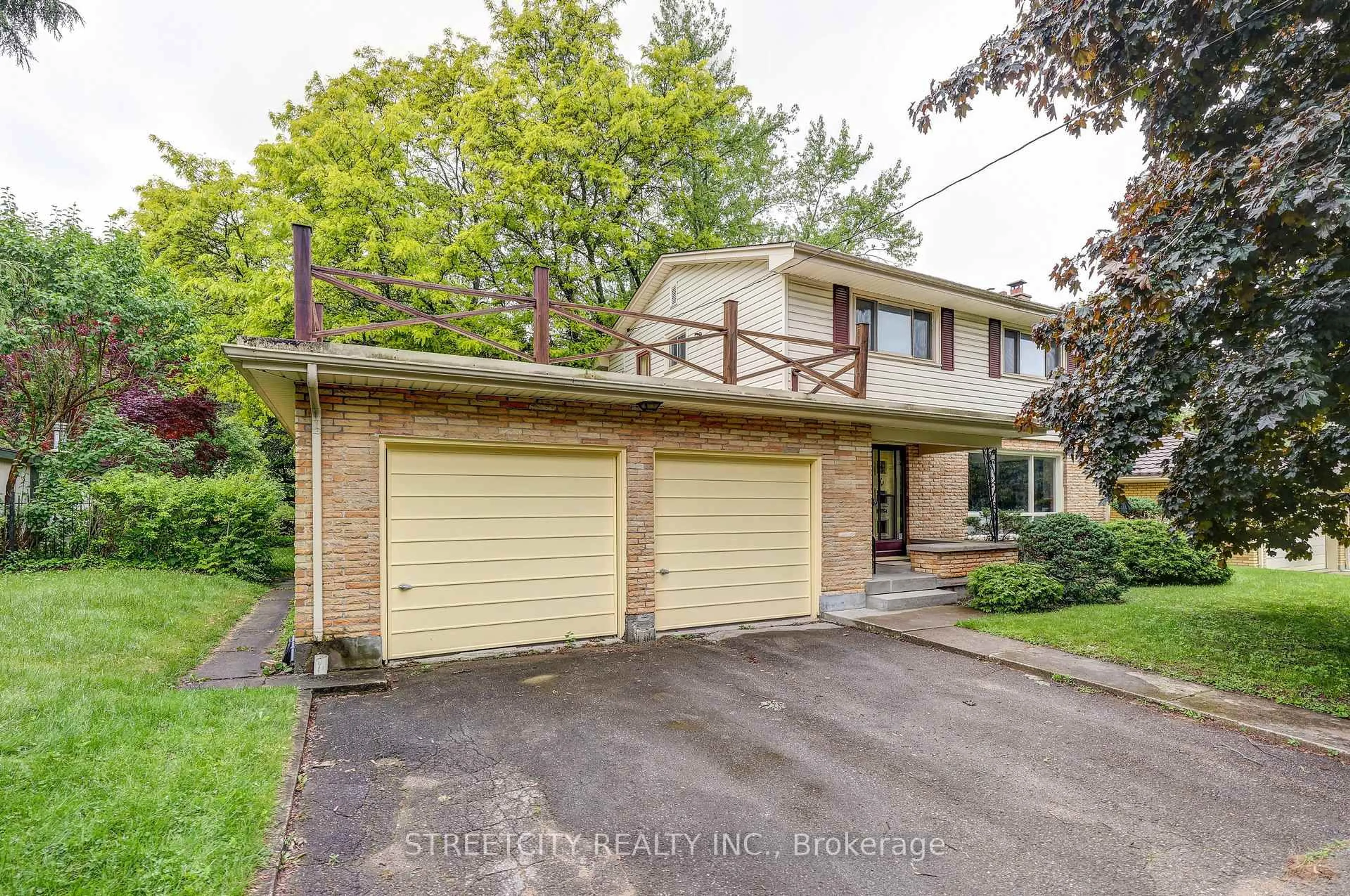 Unknown for 76 Bloomfield Dr, London North Ontario N6G 1P3