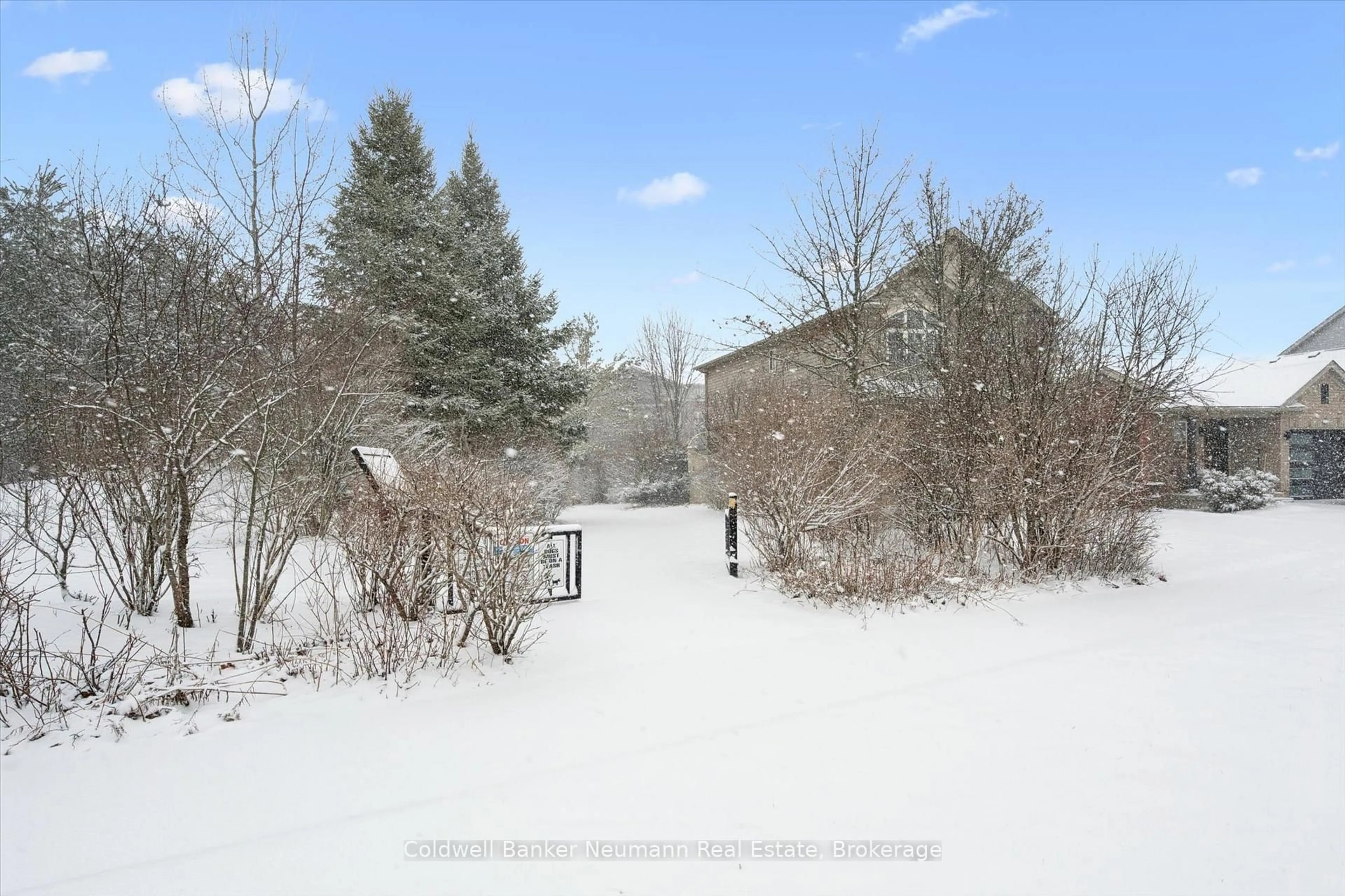 Unknown for 150 Lynch Circ, Guelph Ontario N1L 1R7