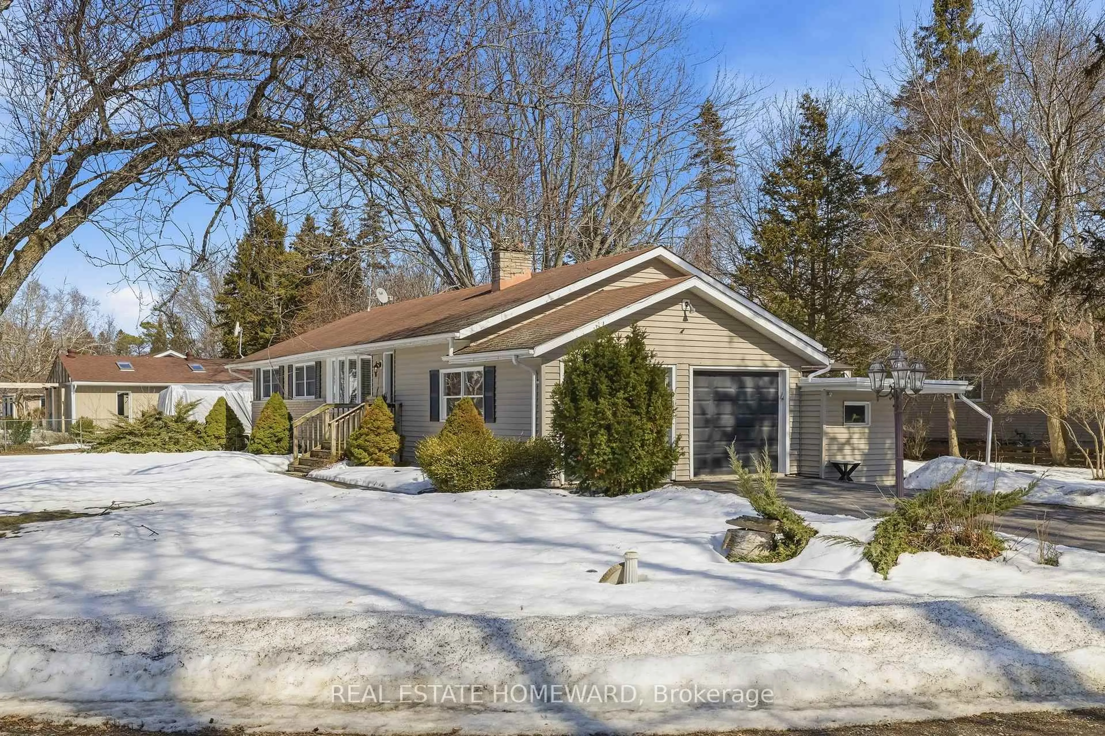 Unknown for 4 Wayne Cres, Quinte West Ontario K0K 1L0