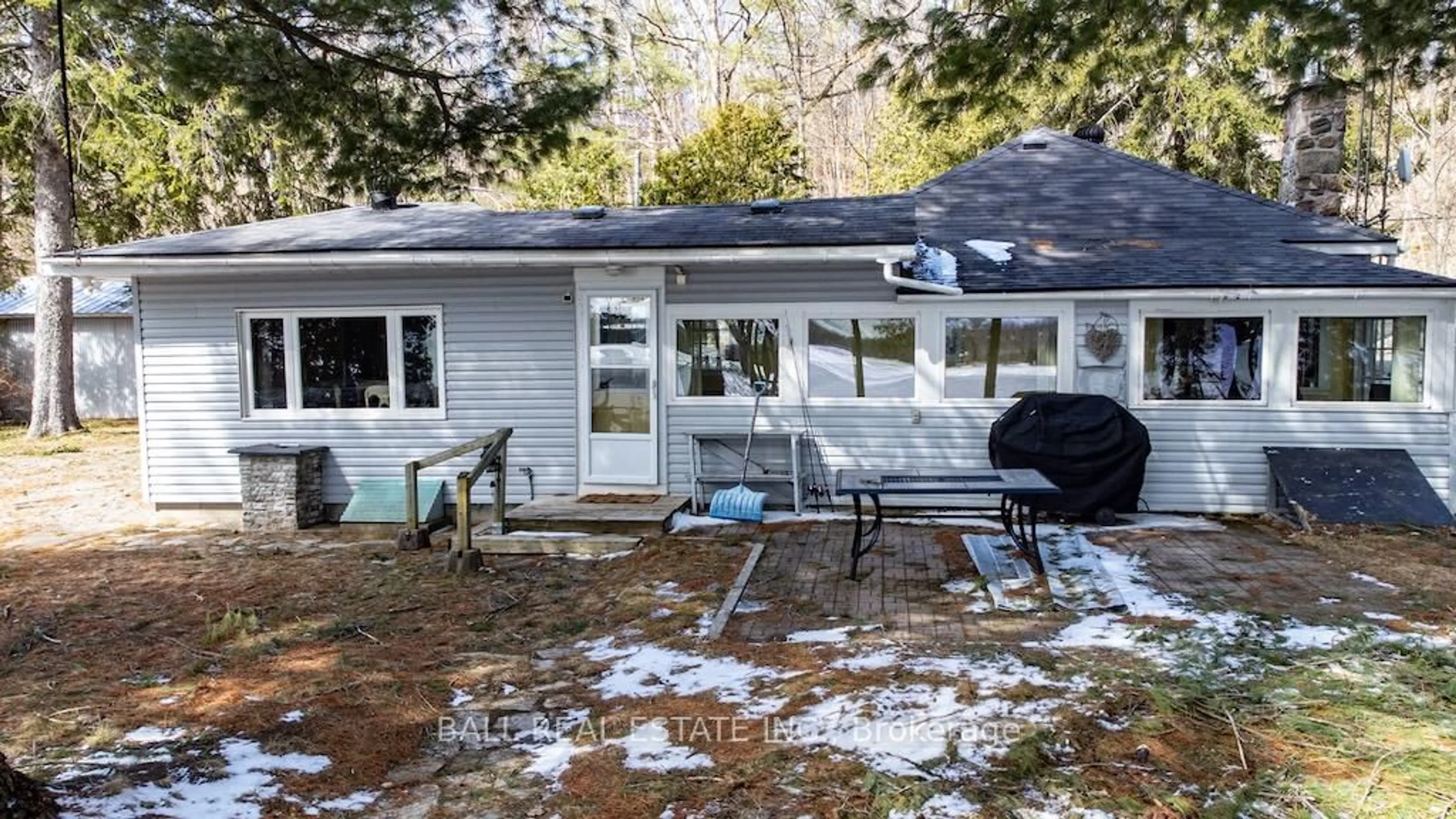 Unknown for 2077 White Lake Rd, Douro-Dummer Ontario K0L 2H0