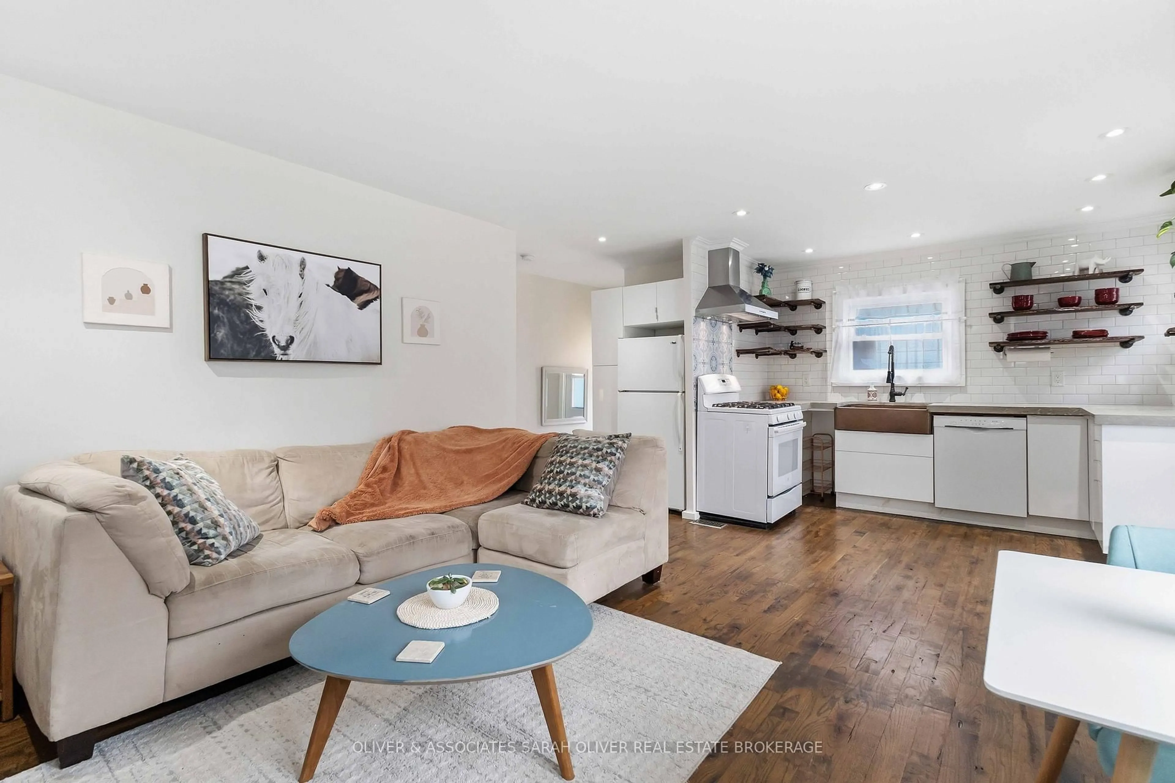 Open concept kitchen, wood/laminate floor for 1287 York St, London East Ontario N5W 2V5