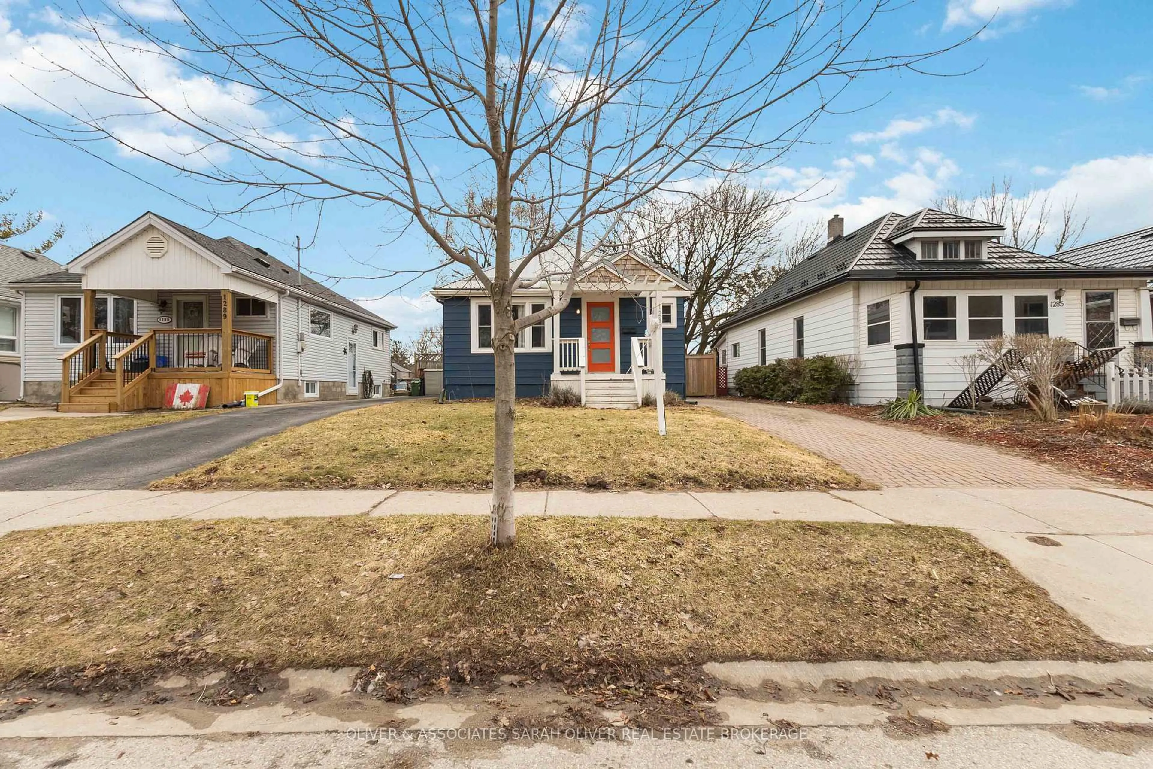 Unknown for 1287 York St, London East Ontario N5W 2V5