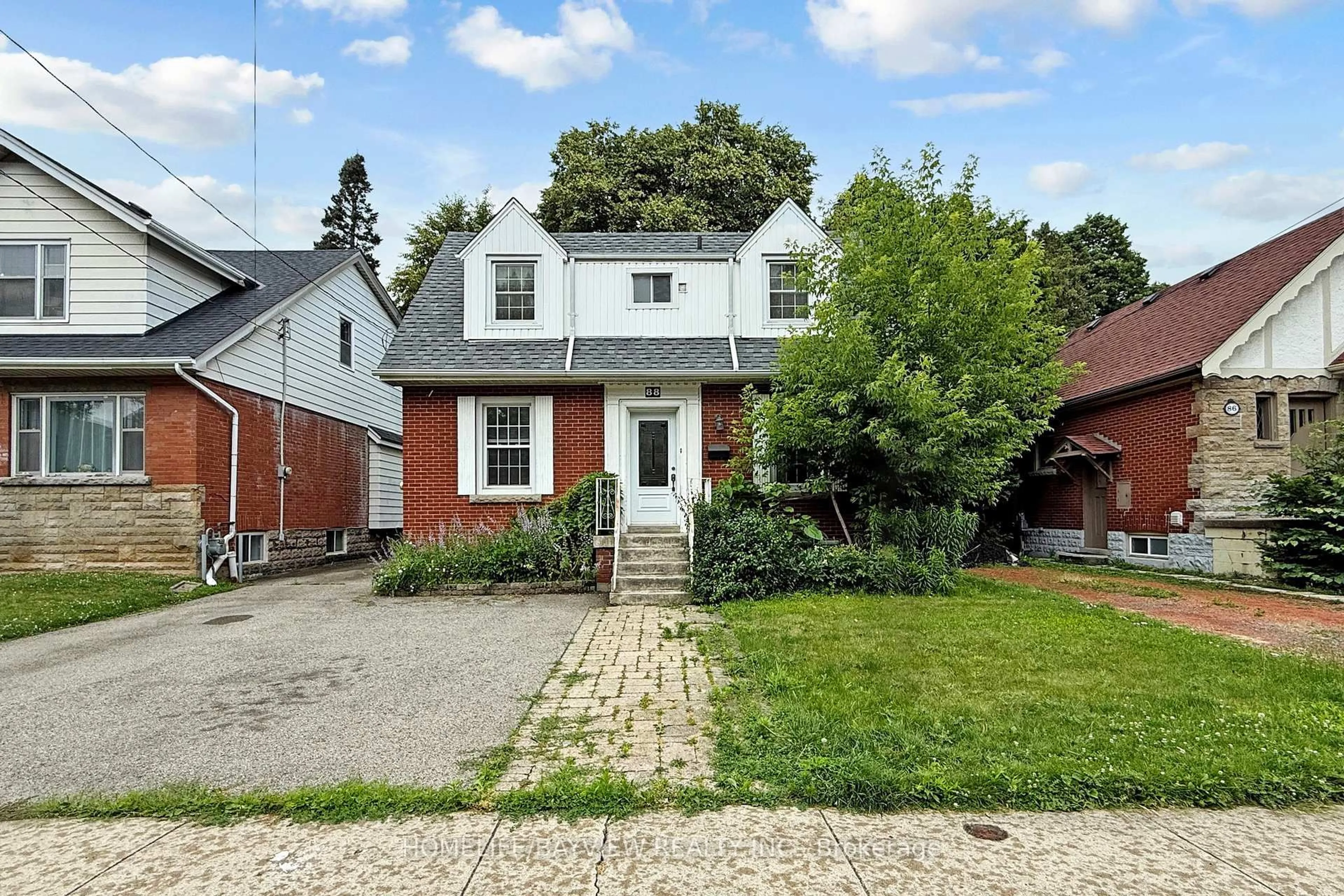 Home with brick exterior material, street for 88 Arkell St, Hamilton Ontario L8S 1N7