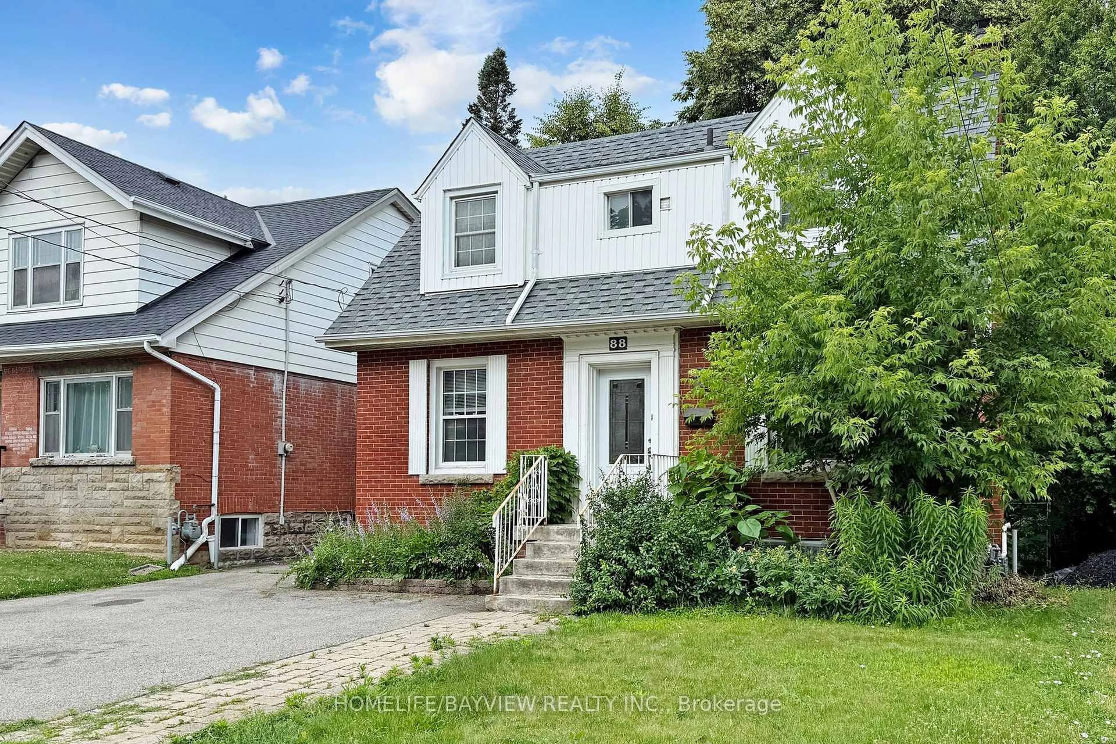 Home with brick exterior material, street for 88 Arkell St, Hamilton Ontario L8S 1N7