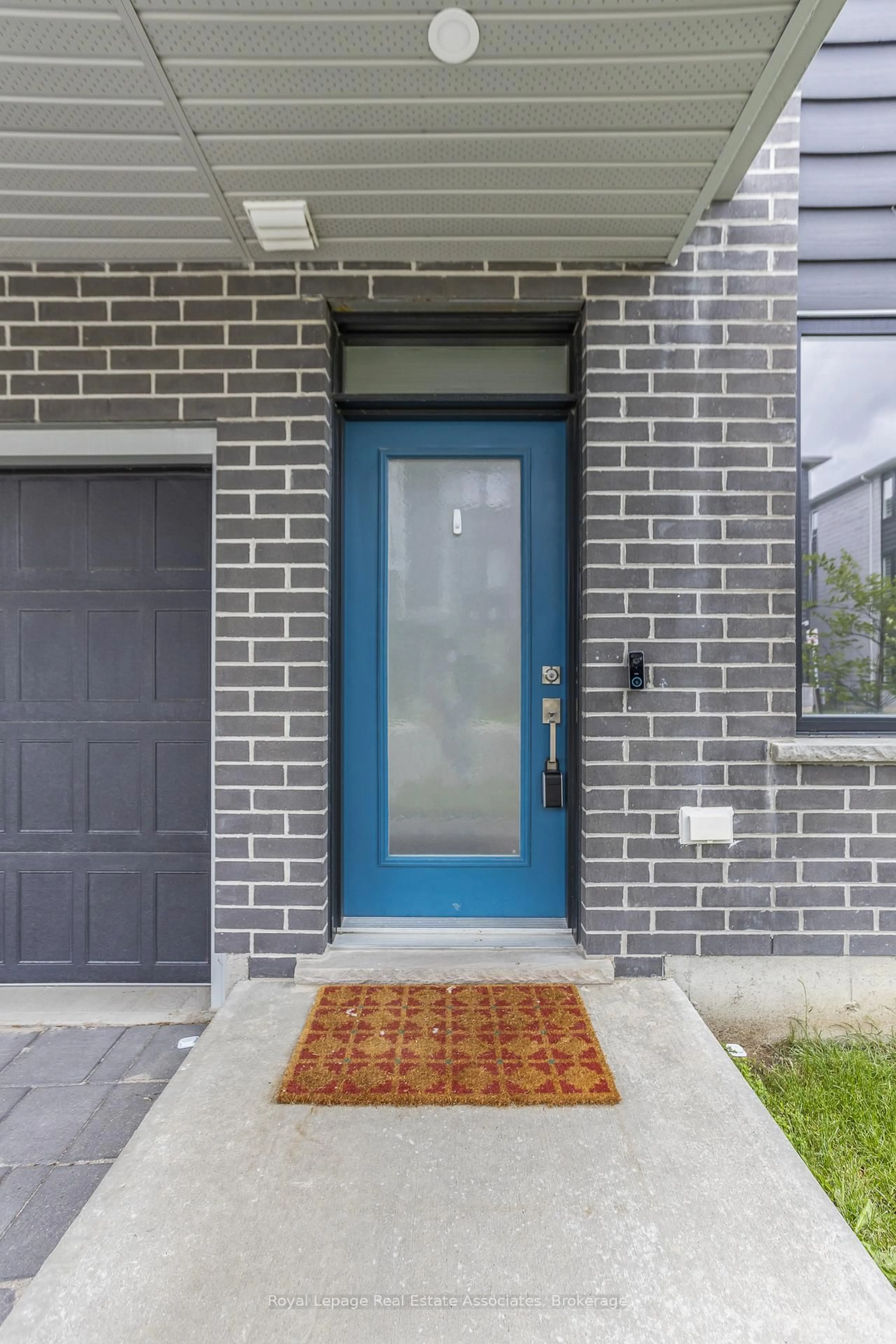 Home with brick exterior material, street for 177 Edgevalley Rd #16, London East Ontario N5V 0C5