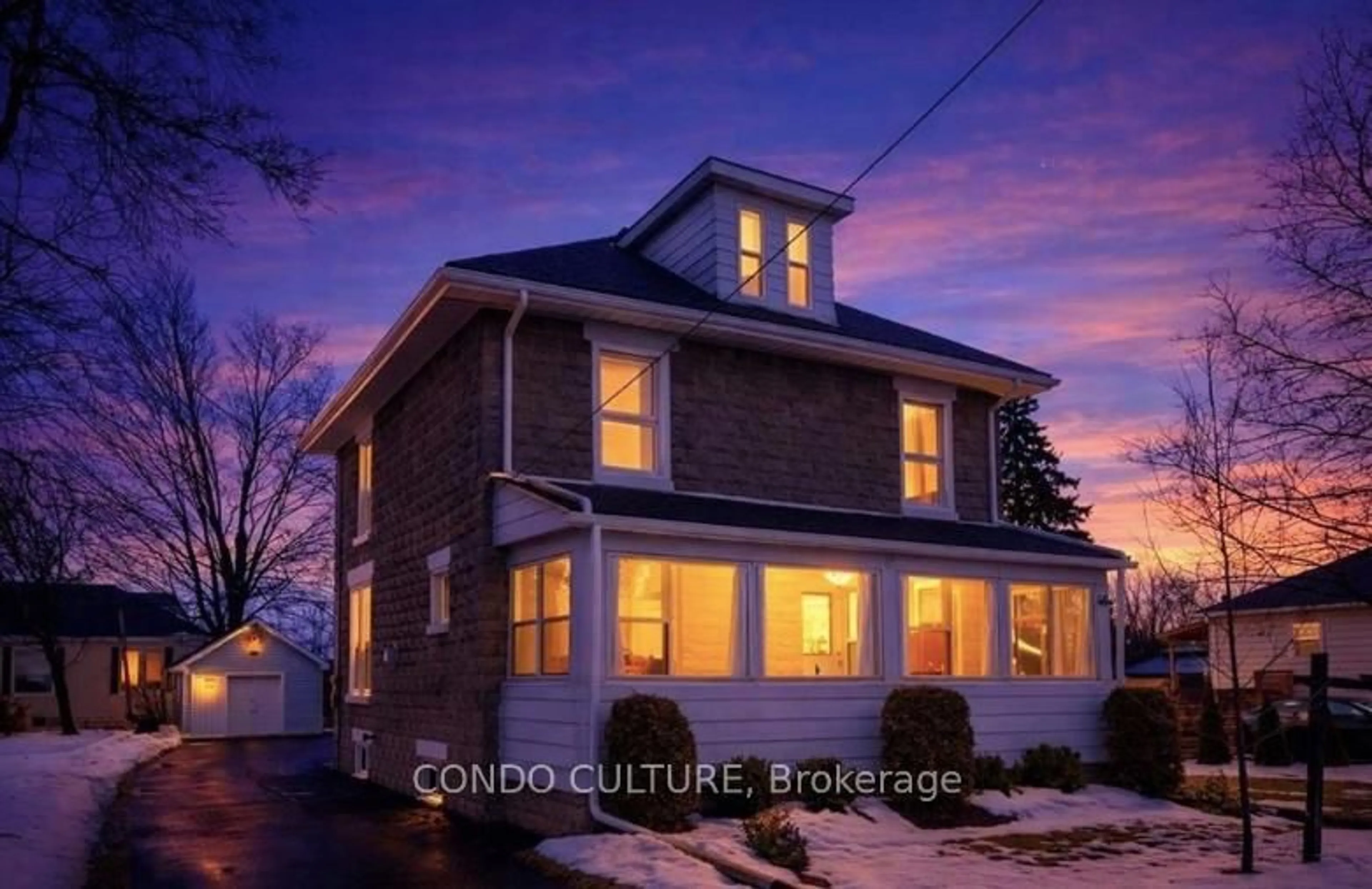 Home with brick exterior material, building for 46 Main St, Blandford-Blenheim Ontario N0J 1V0