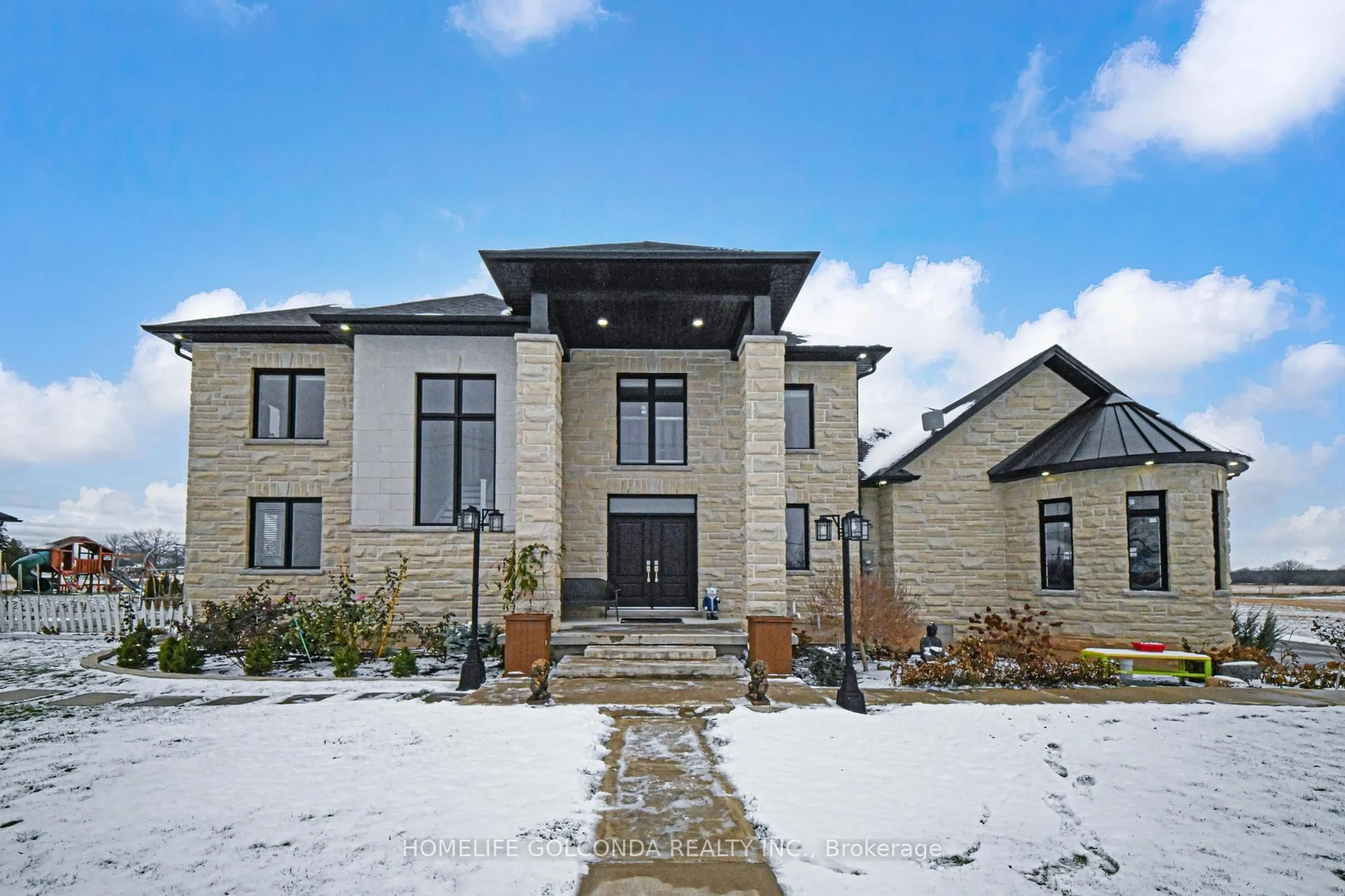 Home with brick exterior material, building for 2687 Haldimand 55 Rd, Haldimand Ontario N0A 1H0