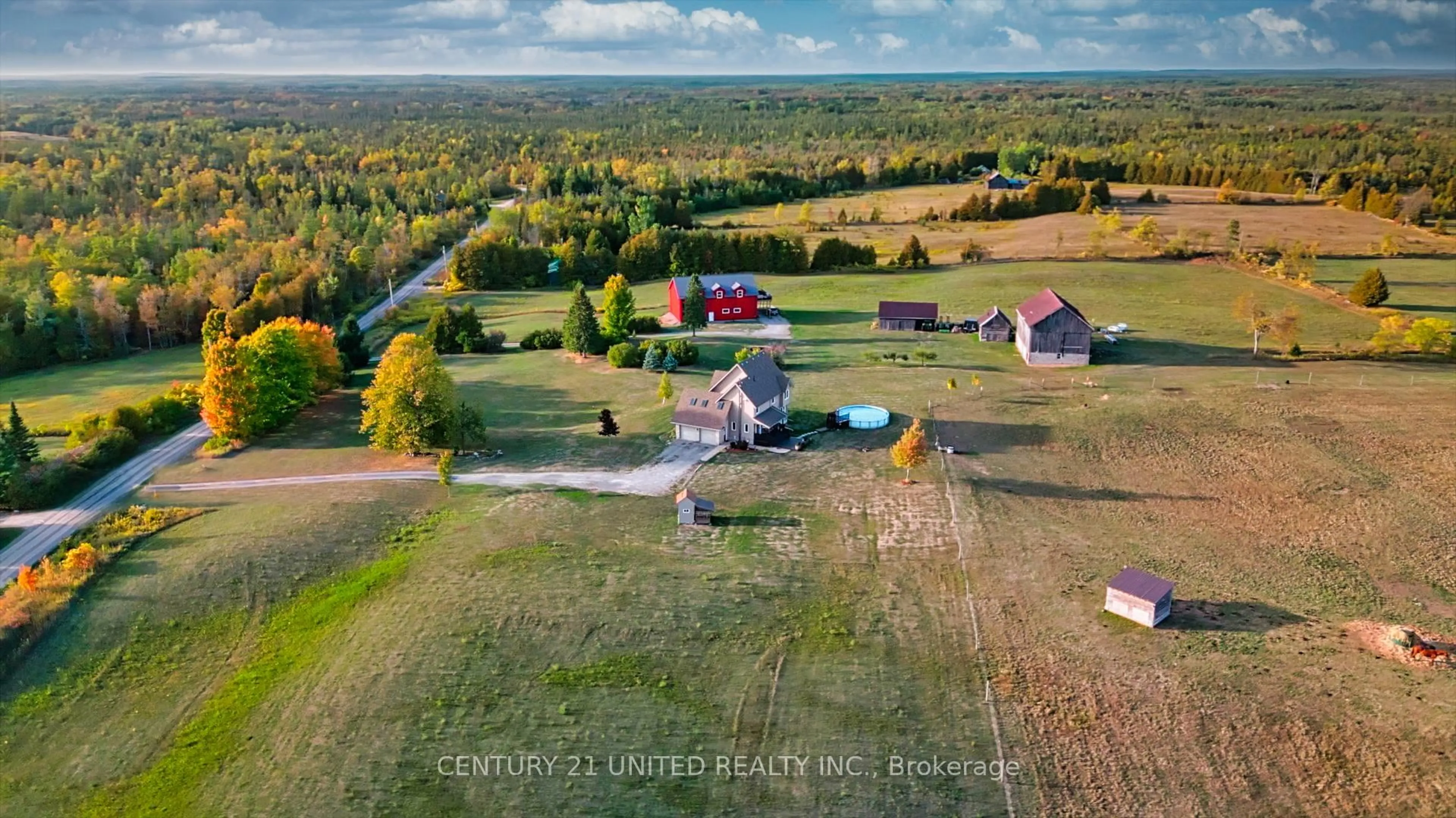 A pic from outside/outdoor area/front of a property/back of a property/a pic from drone, unknown for 257 10th Line Rd South Dummer Rd, Douro-Dummer Ontario K0L 2V0