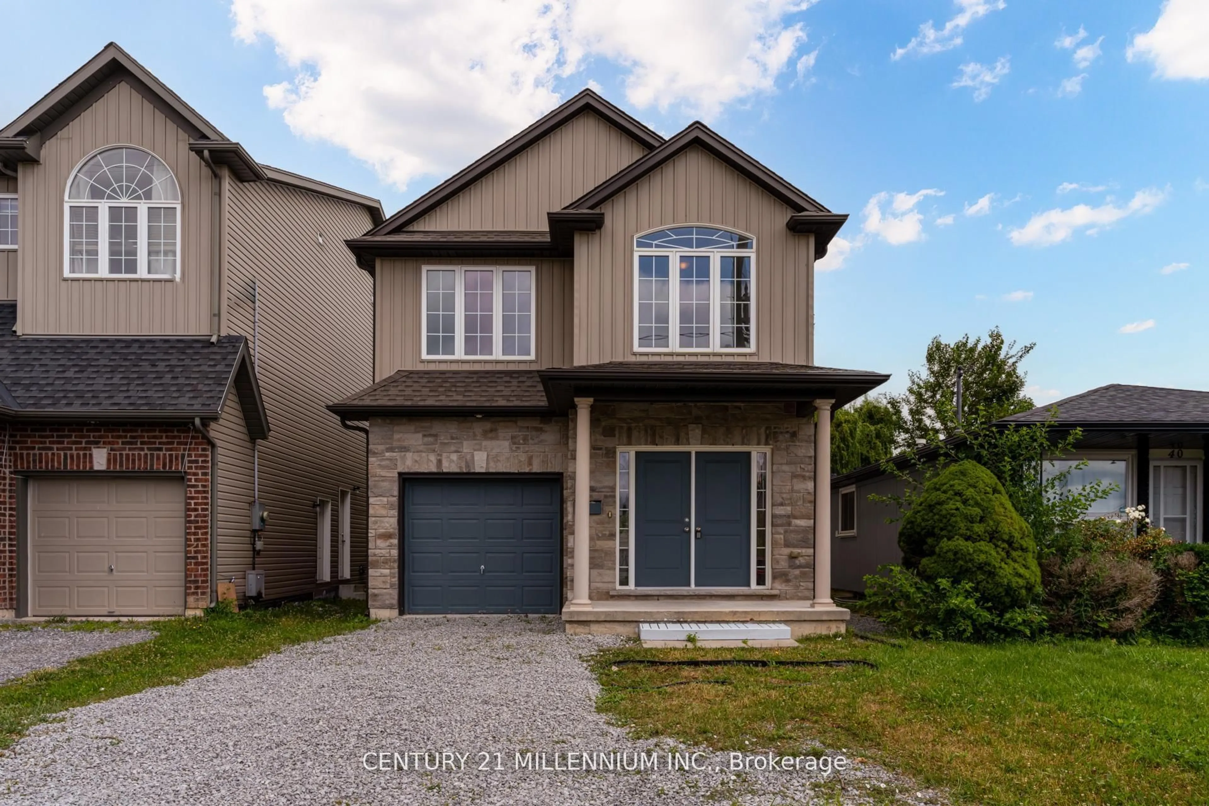 Home with brick exterior material, street for 38 Kent St, St. Catharines Ontario L2S 1H2