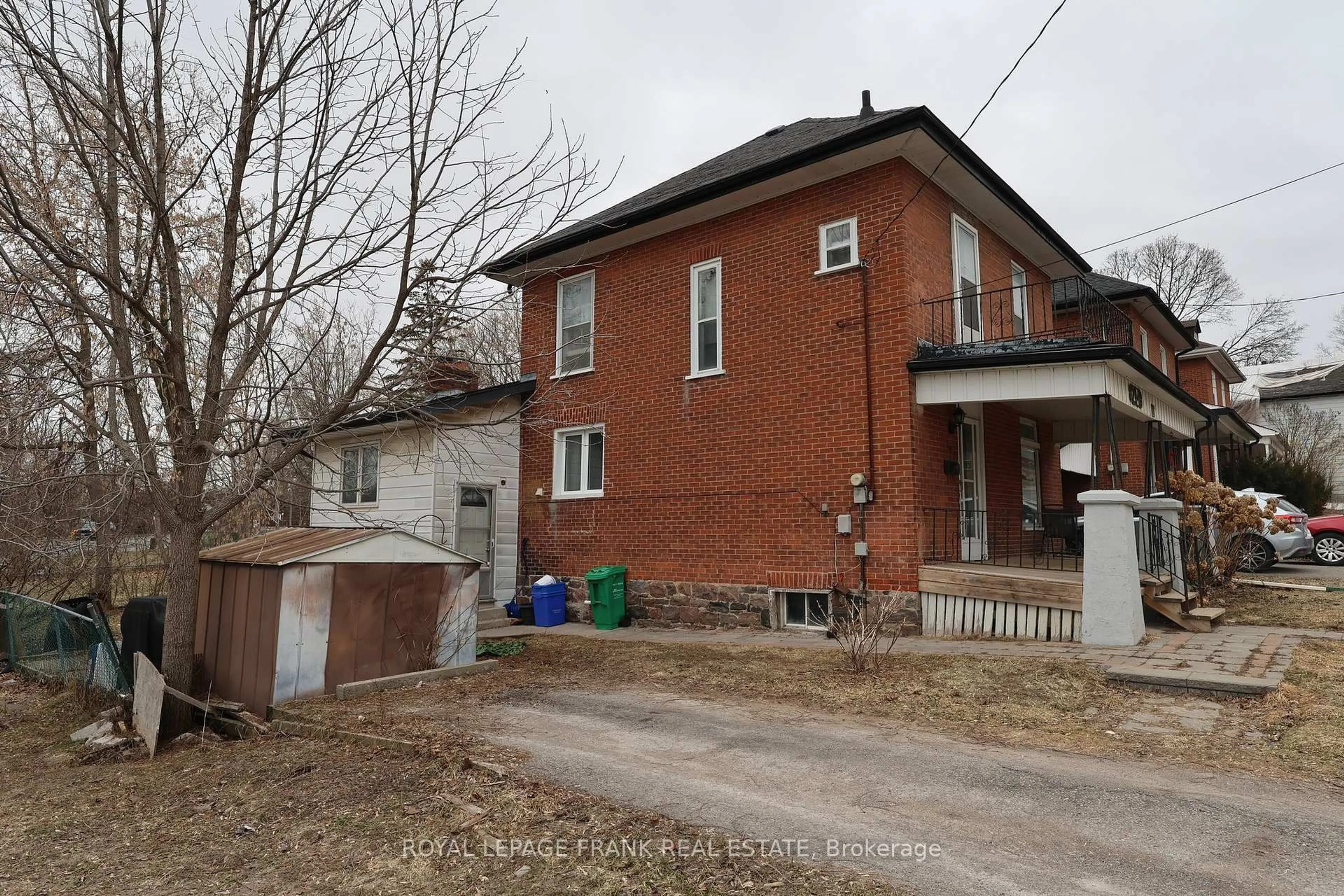 Home with brick exterior material, building for 294 Parkhill Rd, Peterborough Ontario K9H 3H7