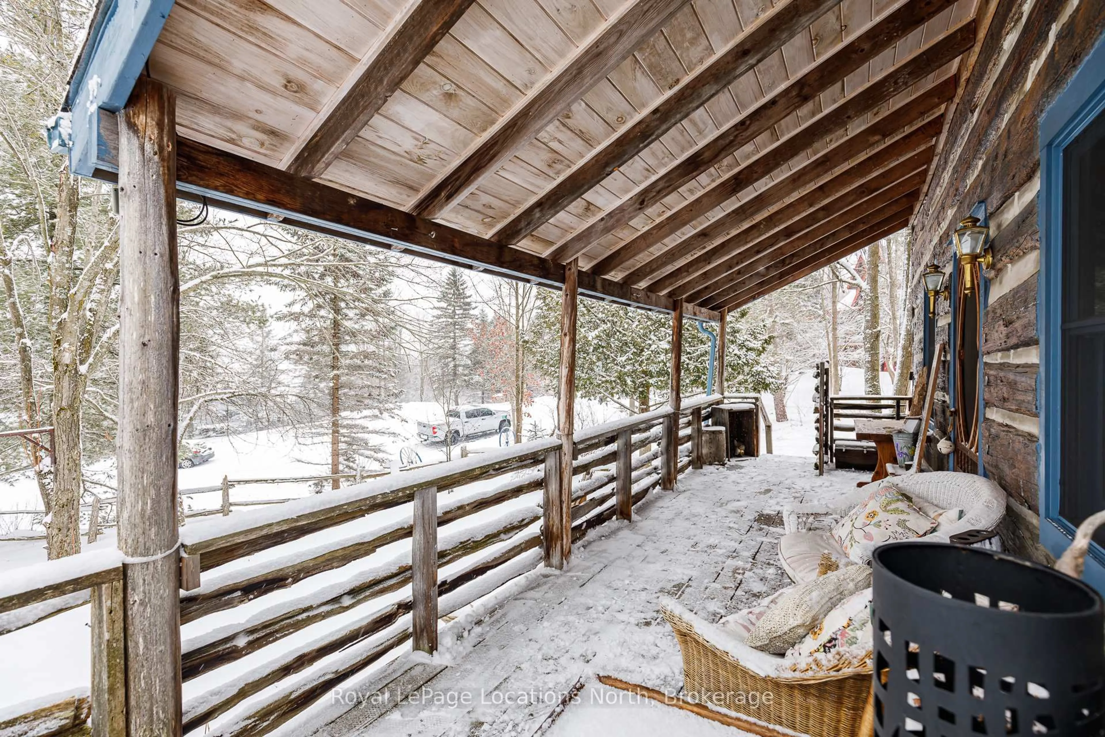 Patio, unknown for 131 Amik Crt, Grey Highlands Ontario N0C 1G0