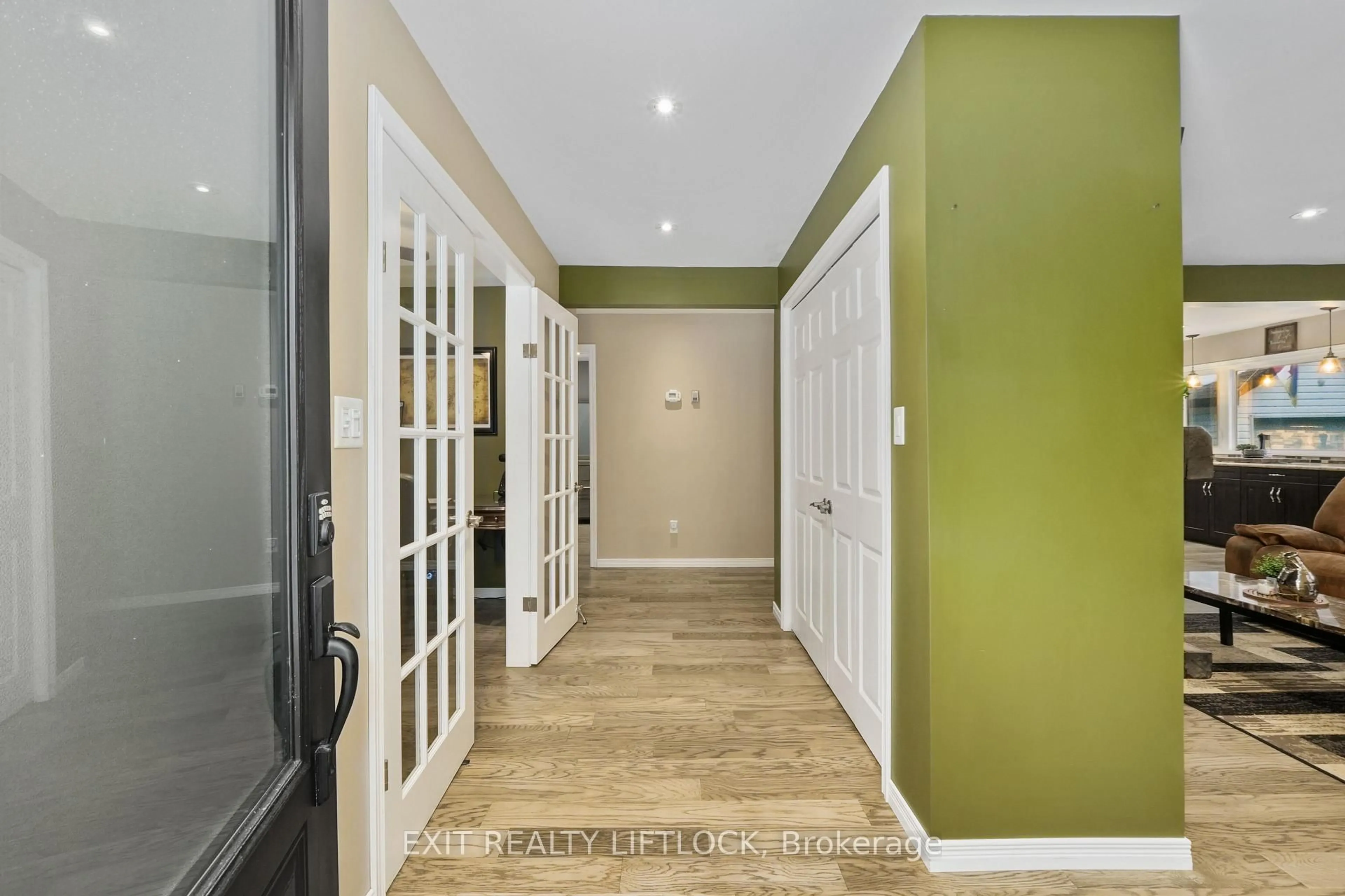 Indoor entryway for 288 Hulls Rd, North Kawartha Ontario K0L 2H0