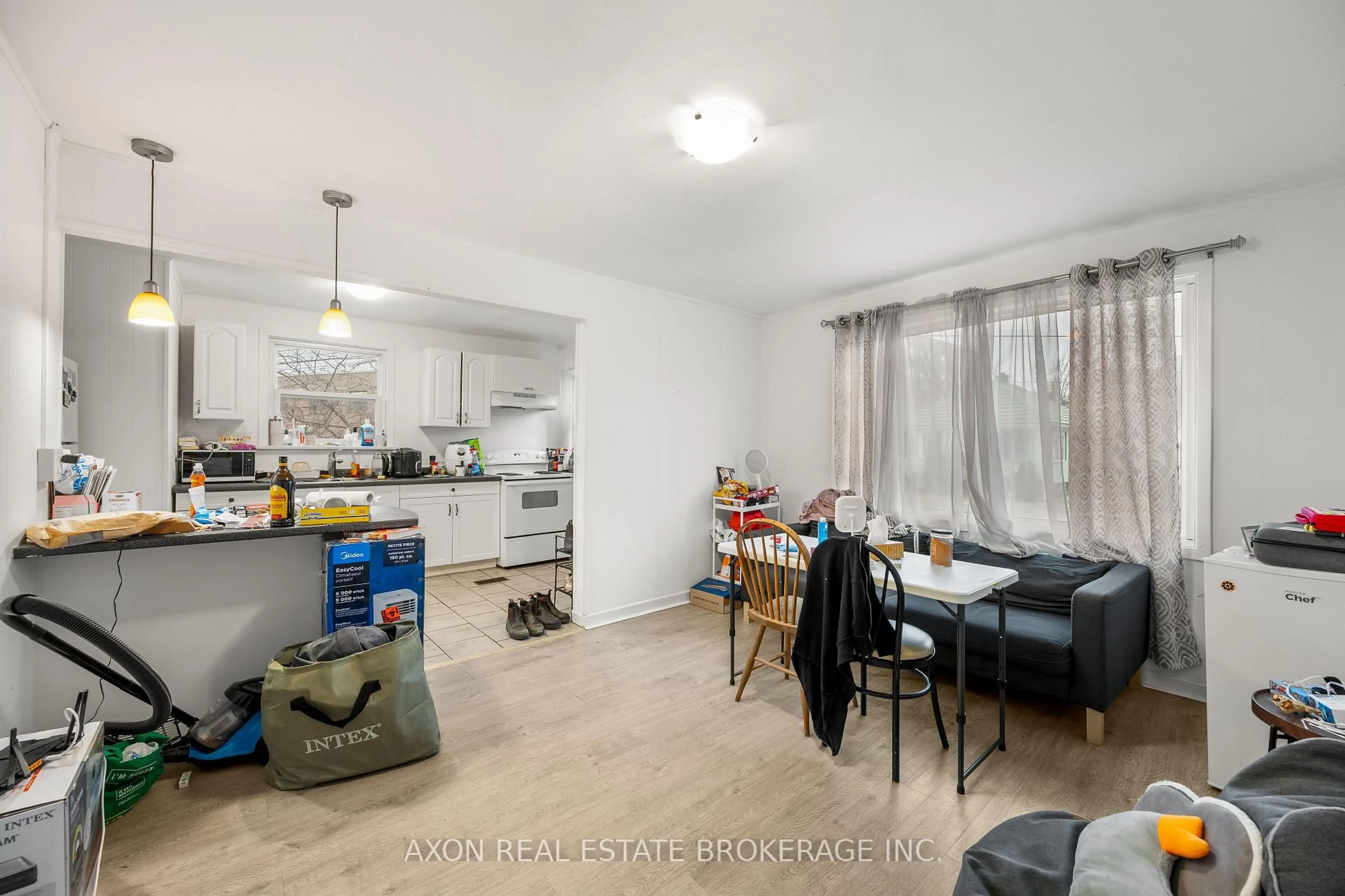 Unknown for 426 Macdonnell St, Kingston Ontario K7L 4E4